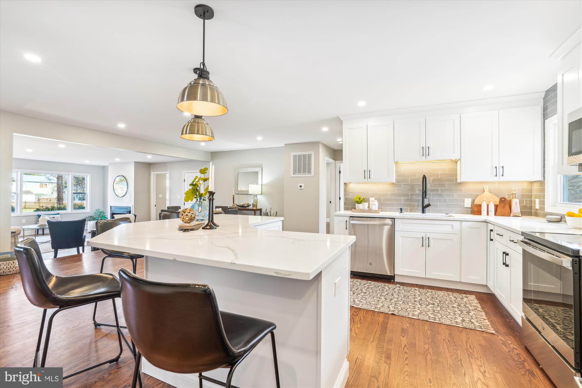 SOUTH RIVER HEIGHTS - Residential