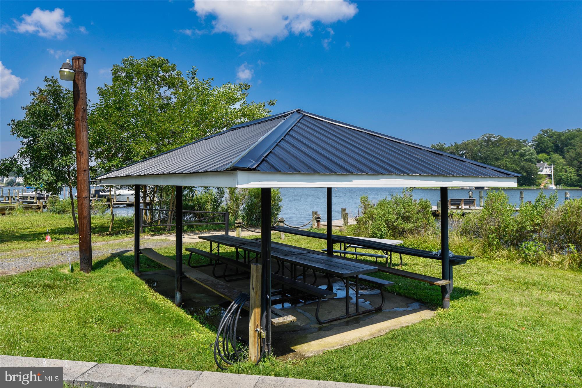 SOUTH RIVER HEIGHTS - Residential