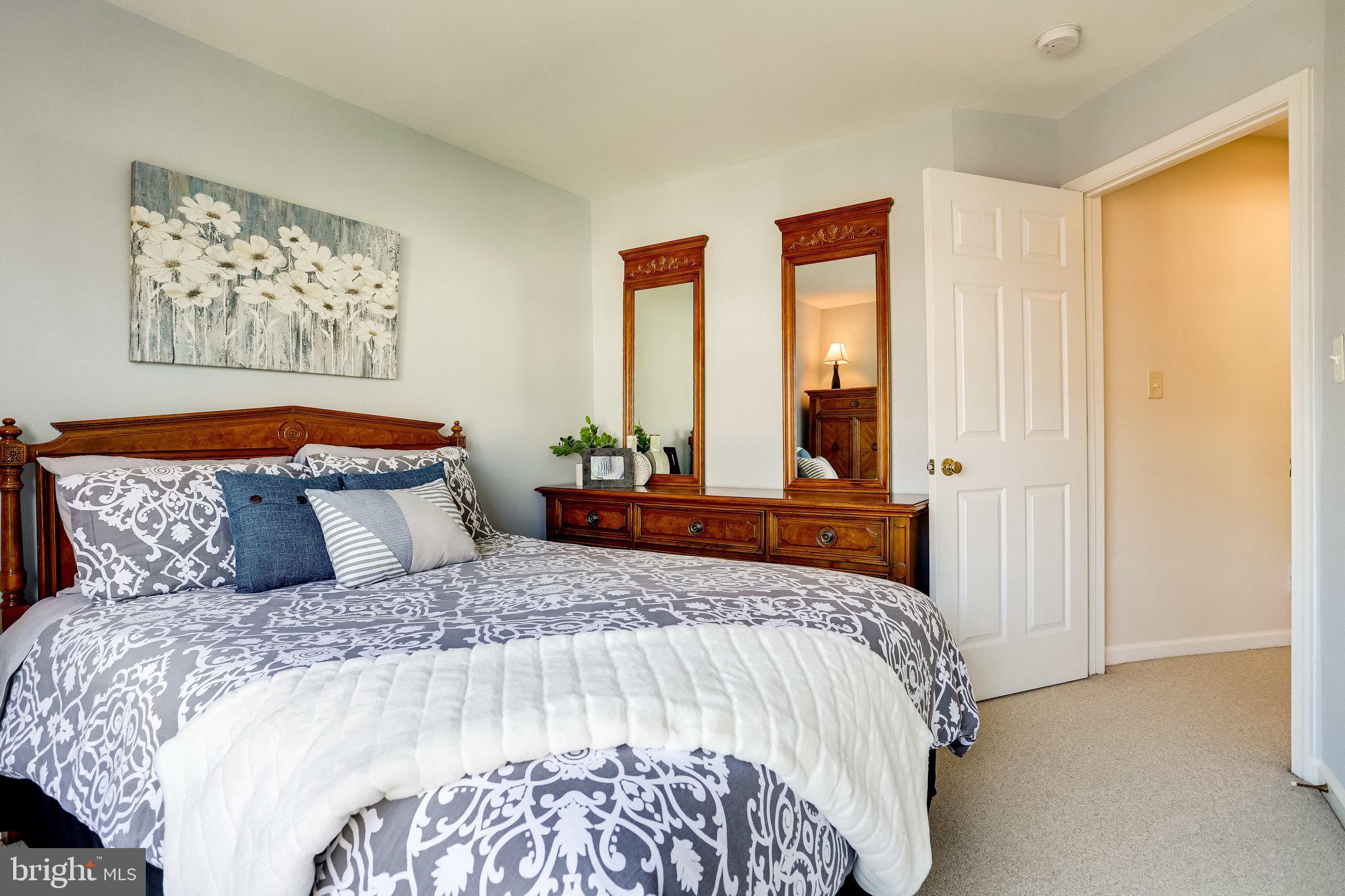 CAMERON STATION - Residential