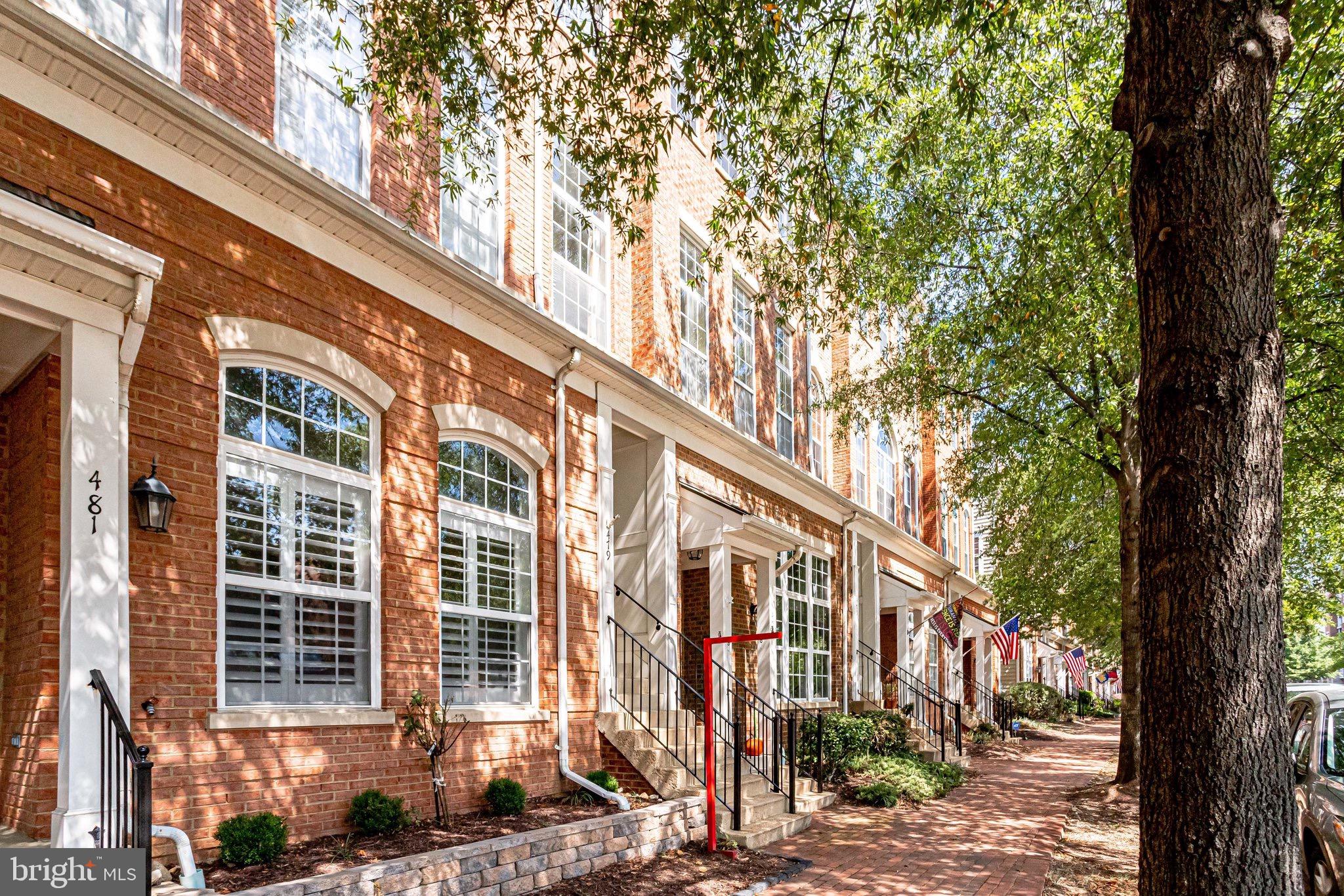 CAMERON STATION - Residential