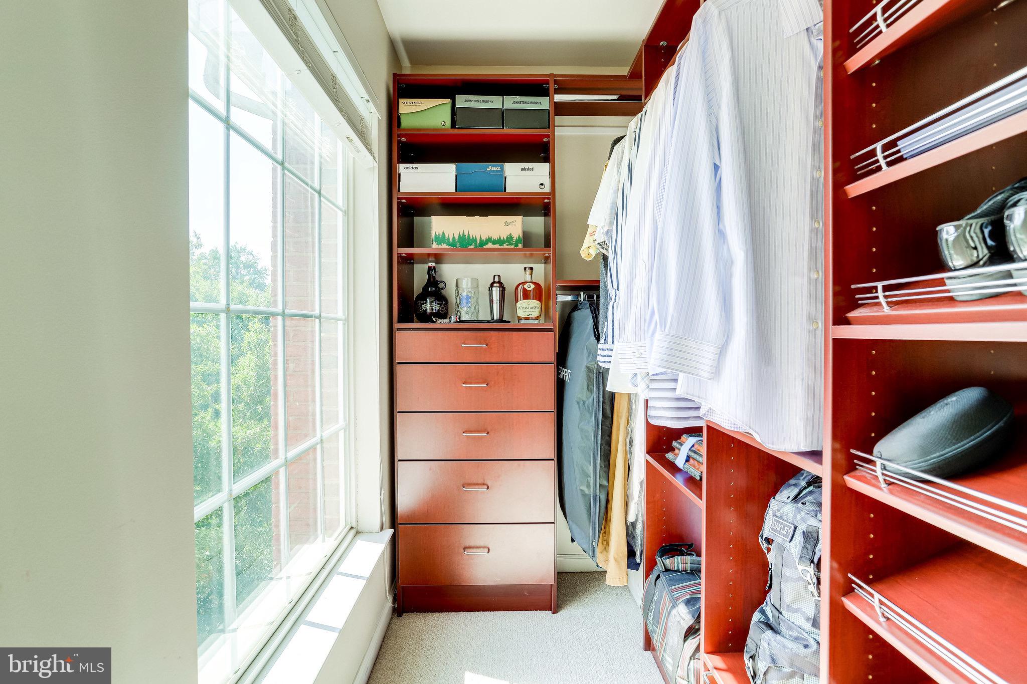 CAMERON STATION - Residential