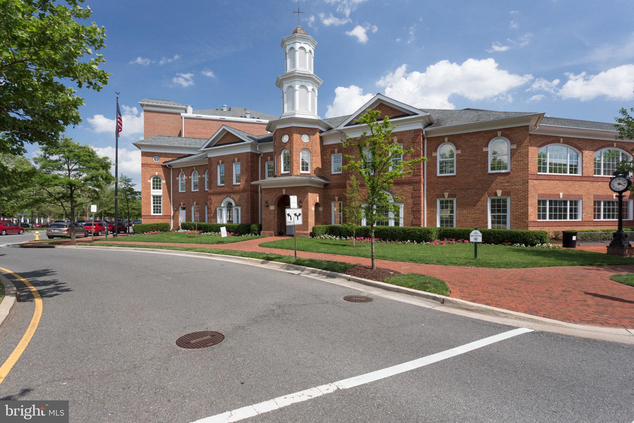 CAMERON STATION - Residential