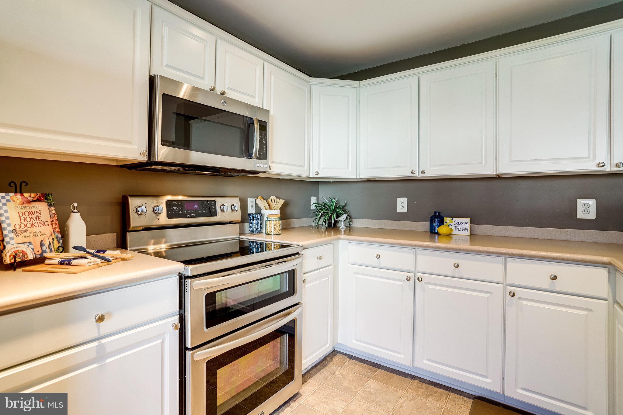 CAMERON STATION - Residential