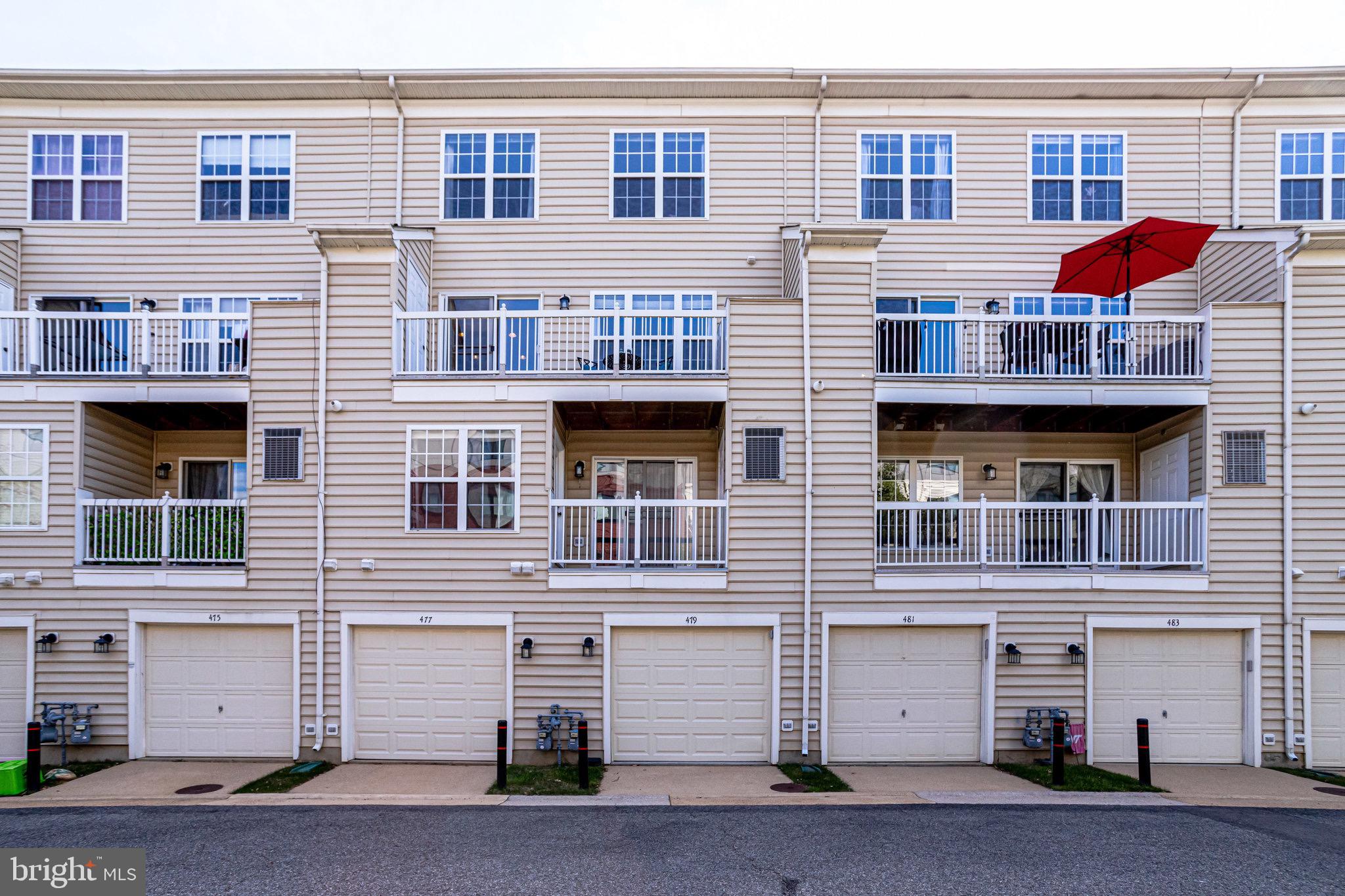 CAMERON STATION - Residential