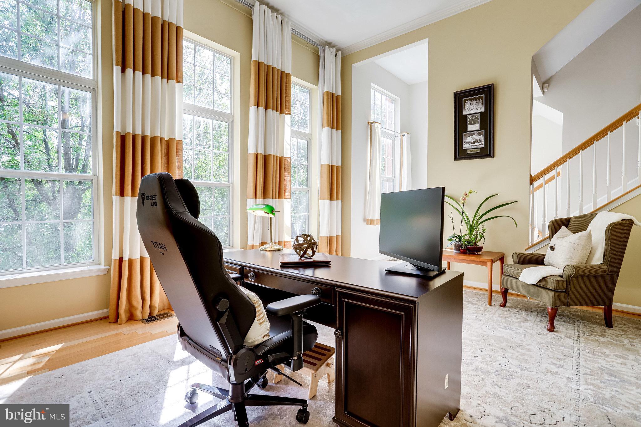 CAMERON STATION - Residential