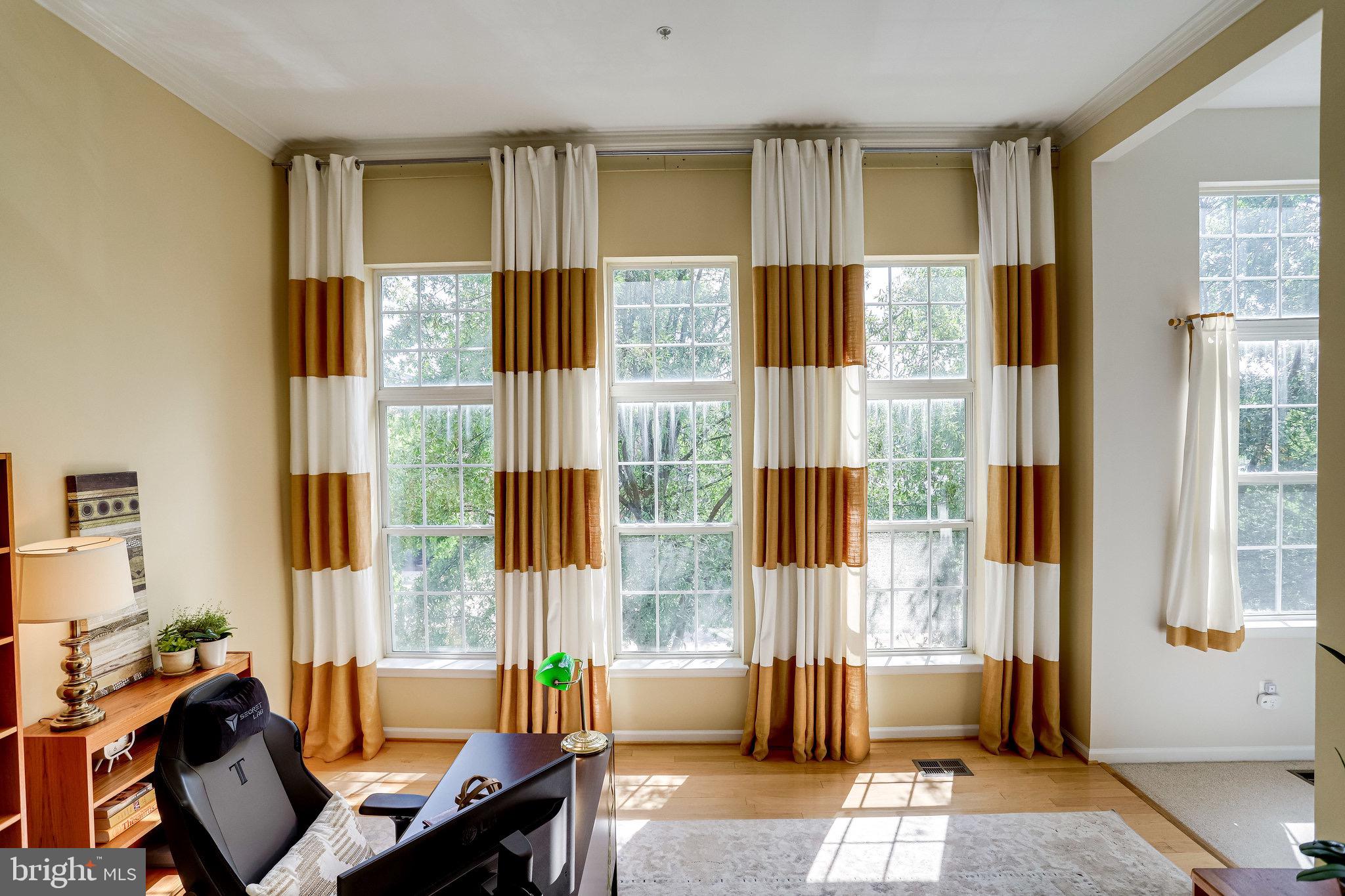 CAMERON STATION - Residential