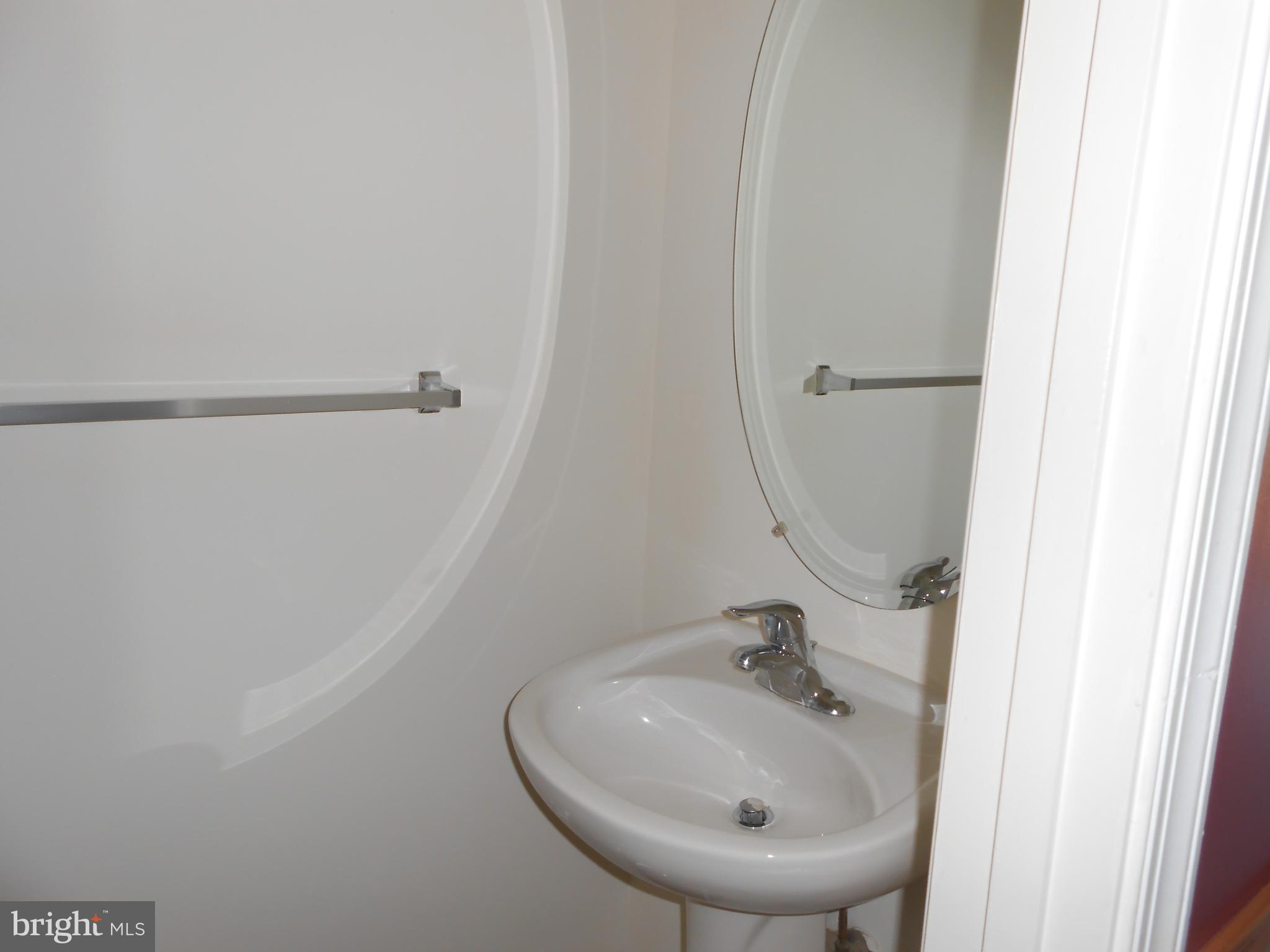 MILLS FARM - Residential Lease