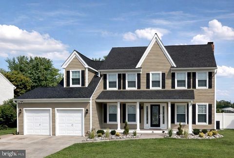 Photo of 14 Lorne Road, BLACKWOOD, NJ 08012 (MLS # NJGL2068750)