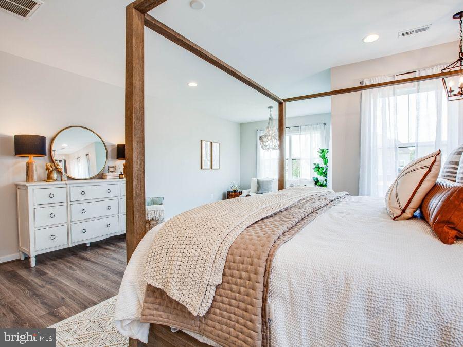 PELHAM'S CROSSING - Residential