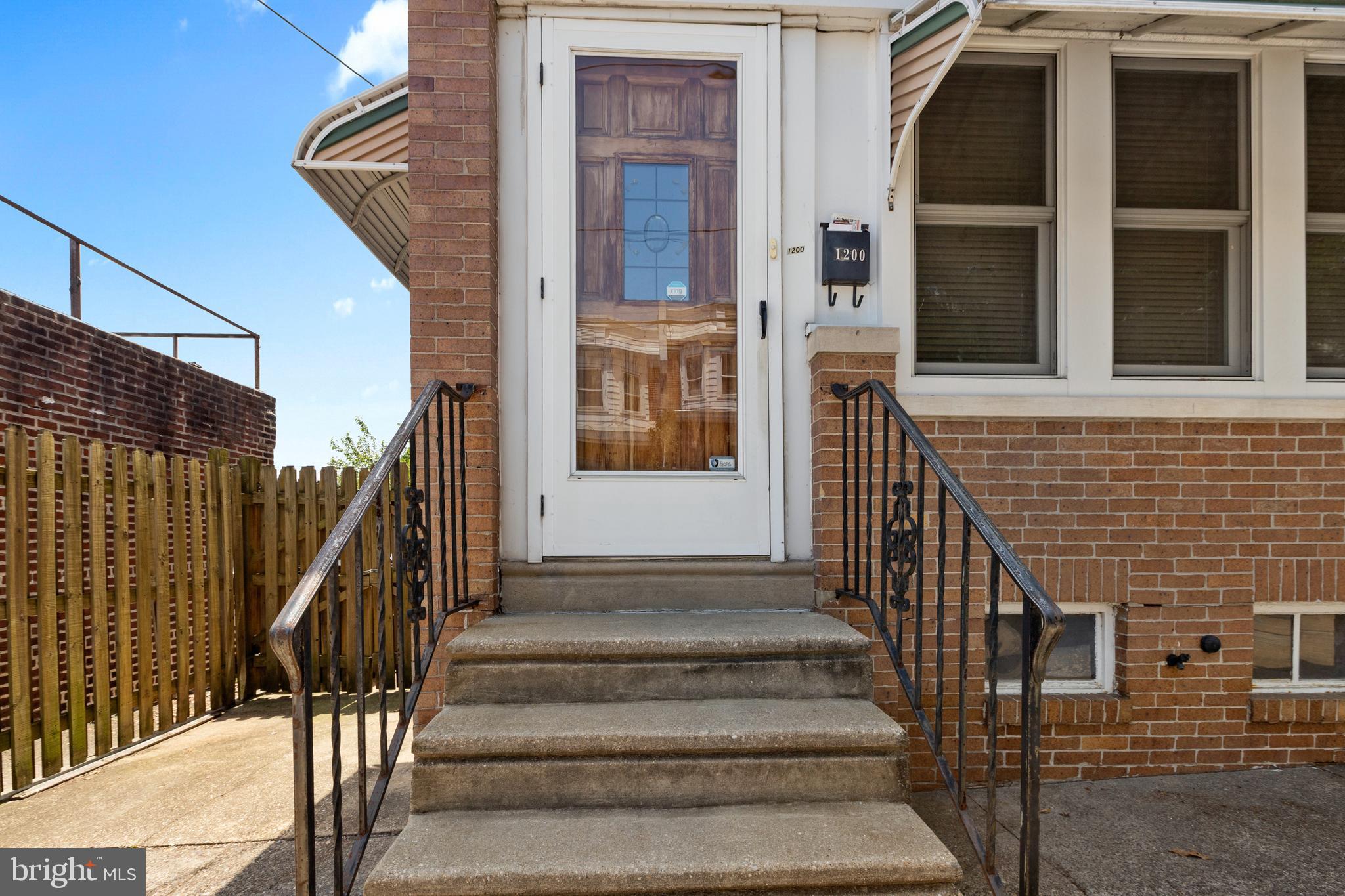 1200 MAPLE STREET