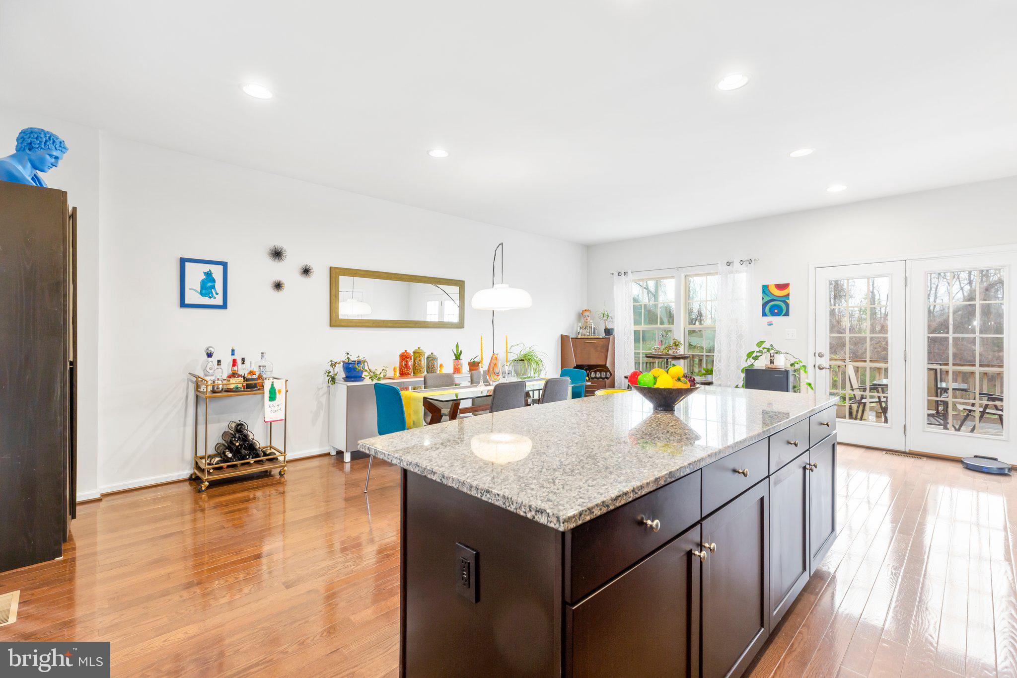 LAFAYETTE CROSSING - Residential