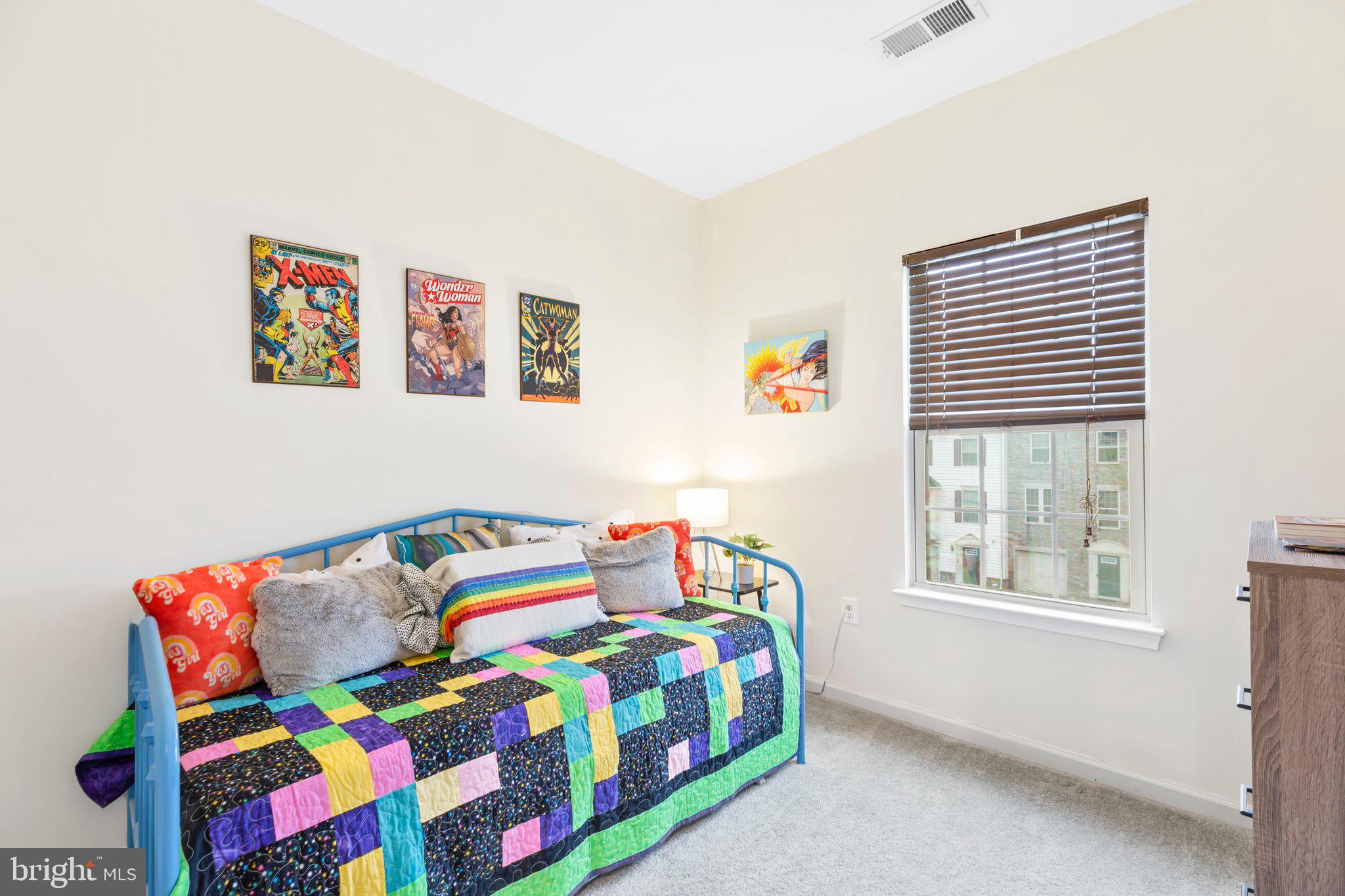 LAFAYETTE CROSSING - Residential