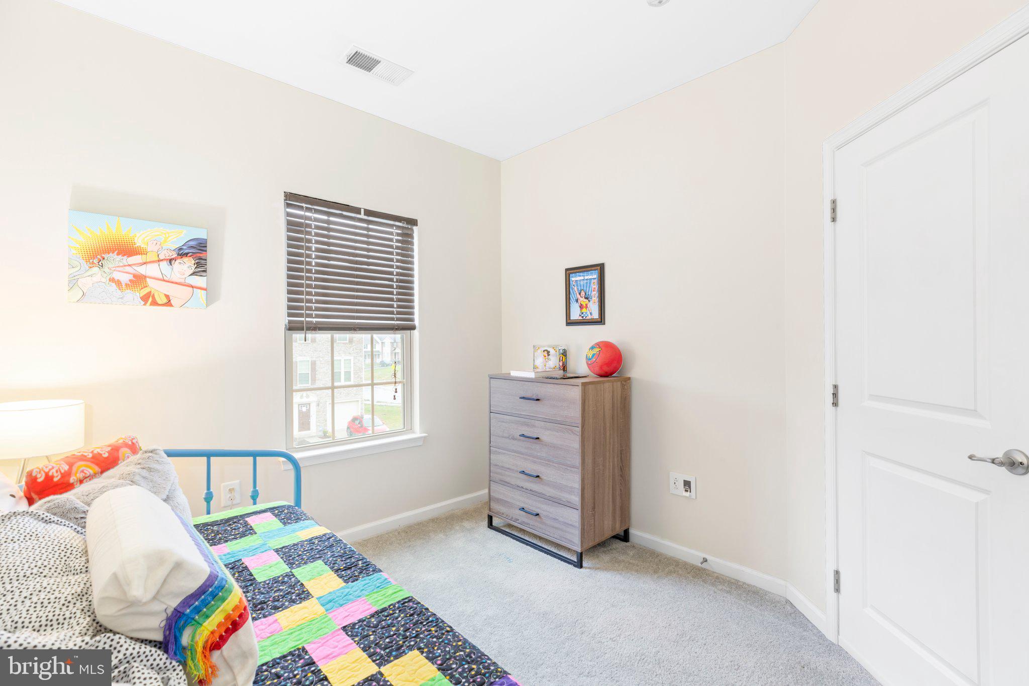 LAFAYETTE CROSSING - Residential