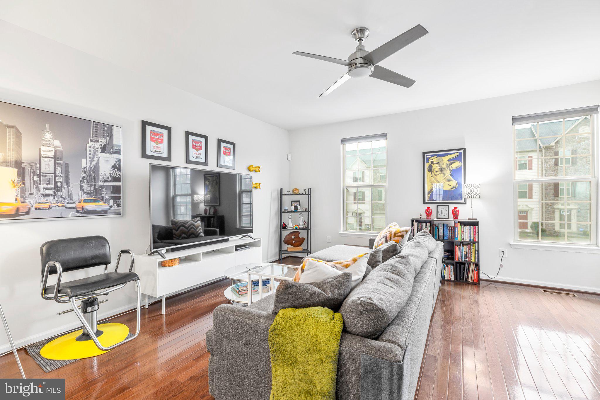 LAFAYETTE CROSSING - Residential