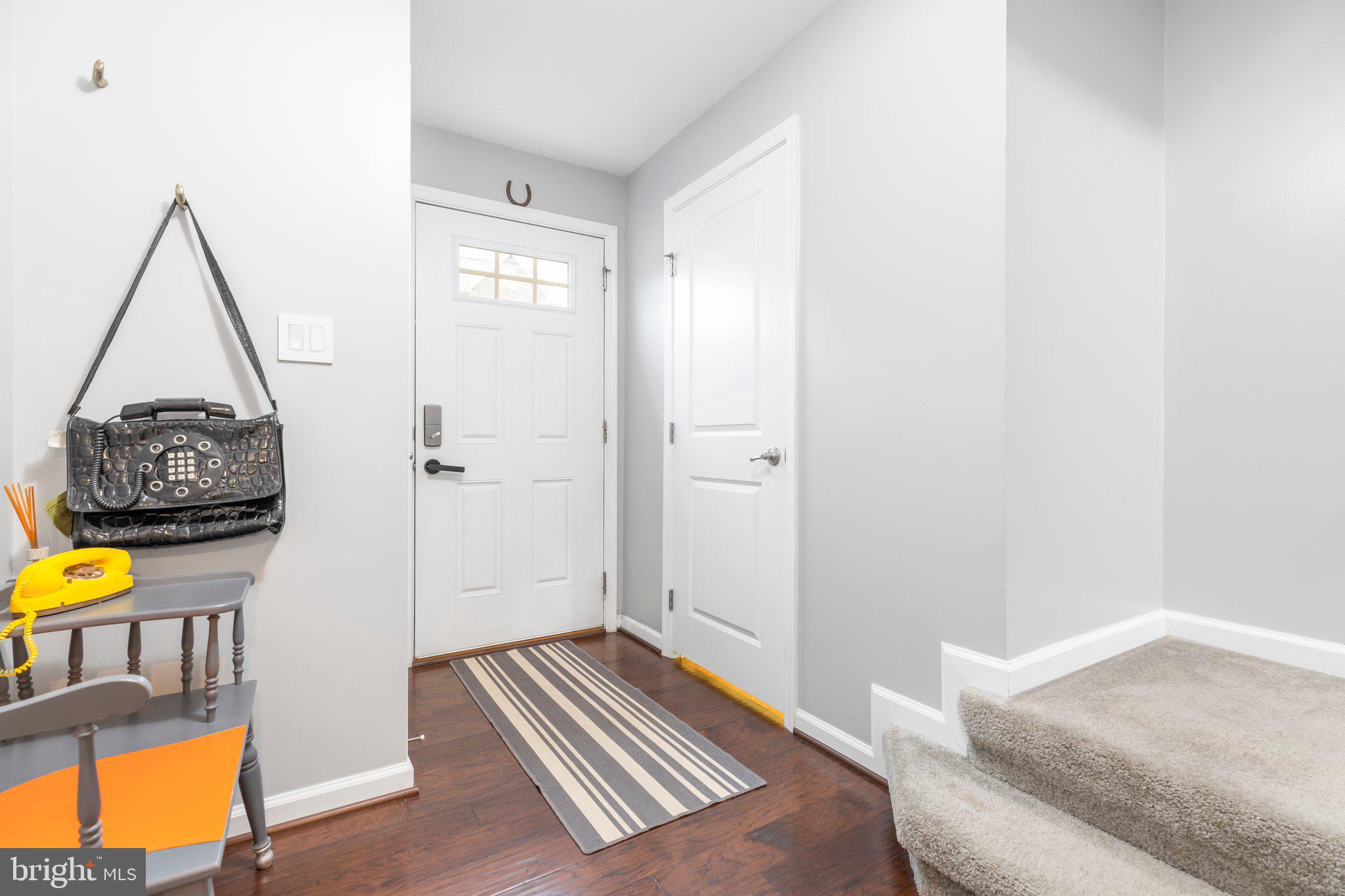 LAFAYETTE CROSSING - Residential