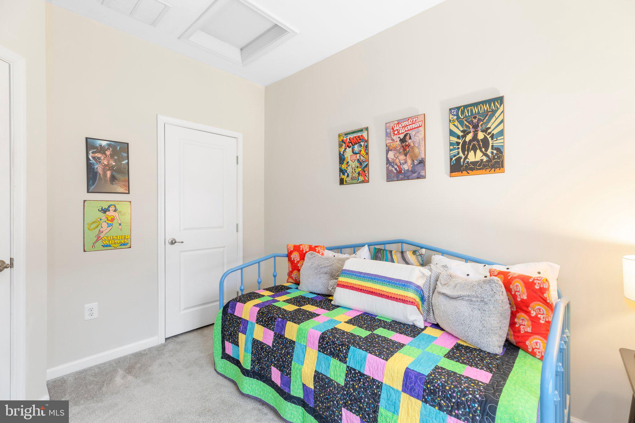 LAFAYETTE CROSSING - Residential