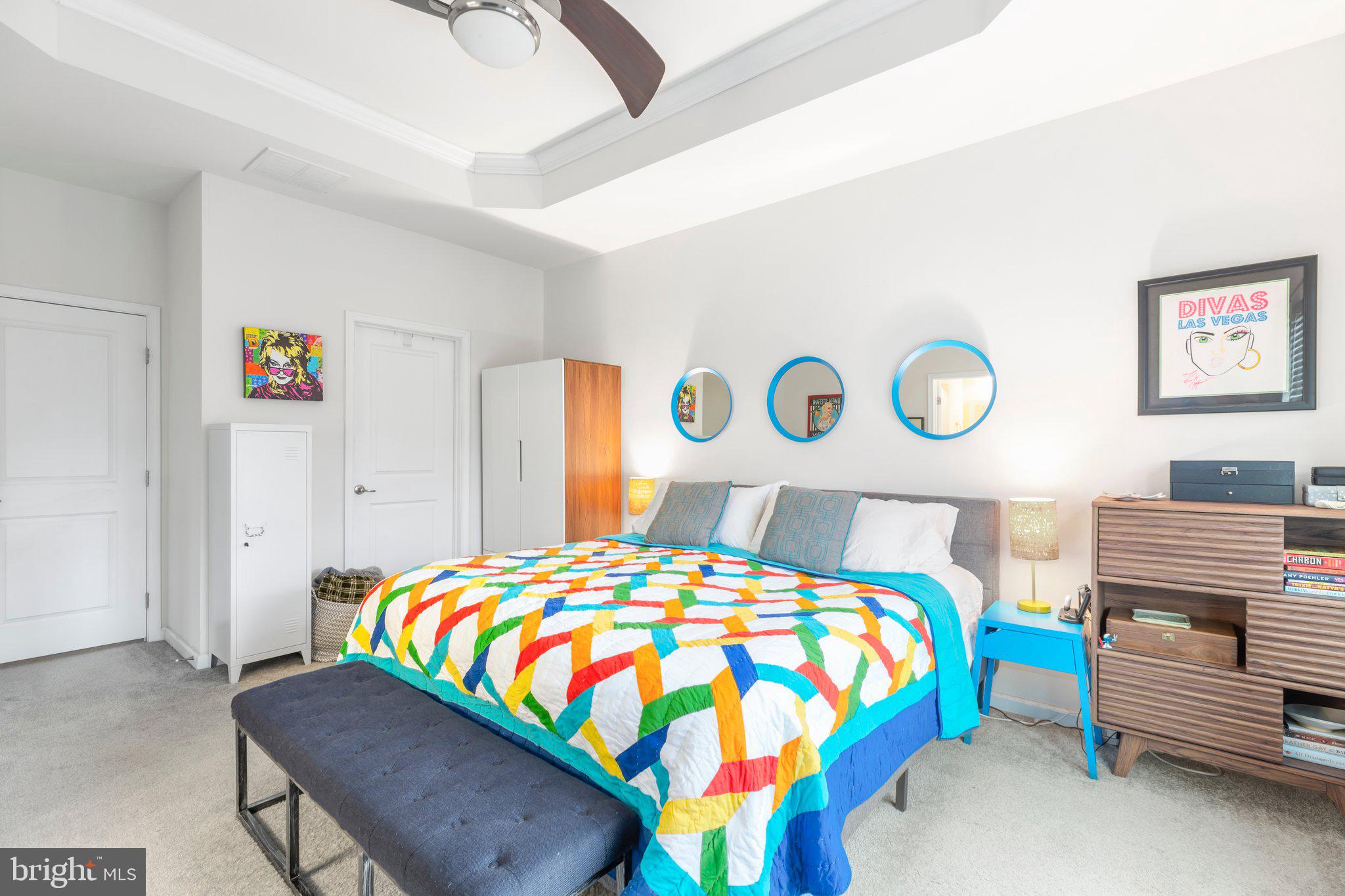 LAFAYETTE CROSSING - Residential