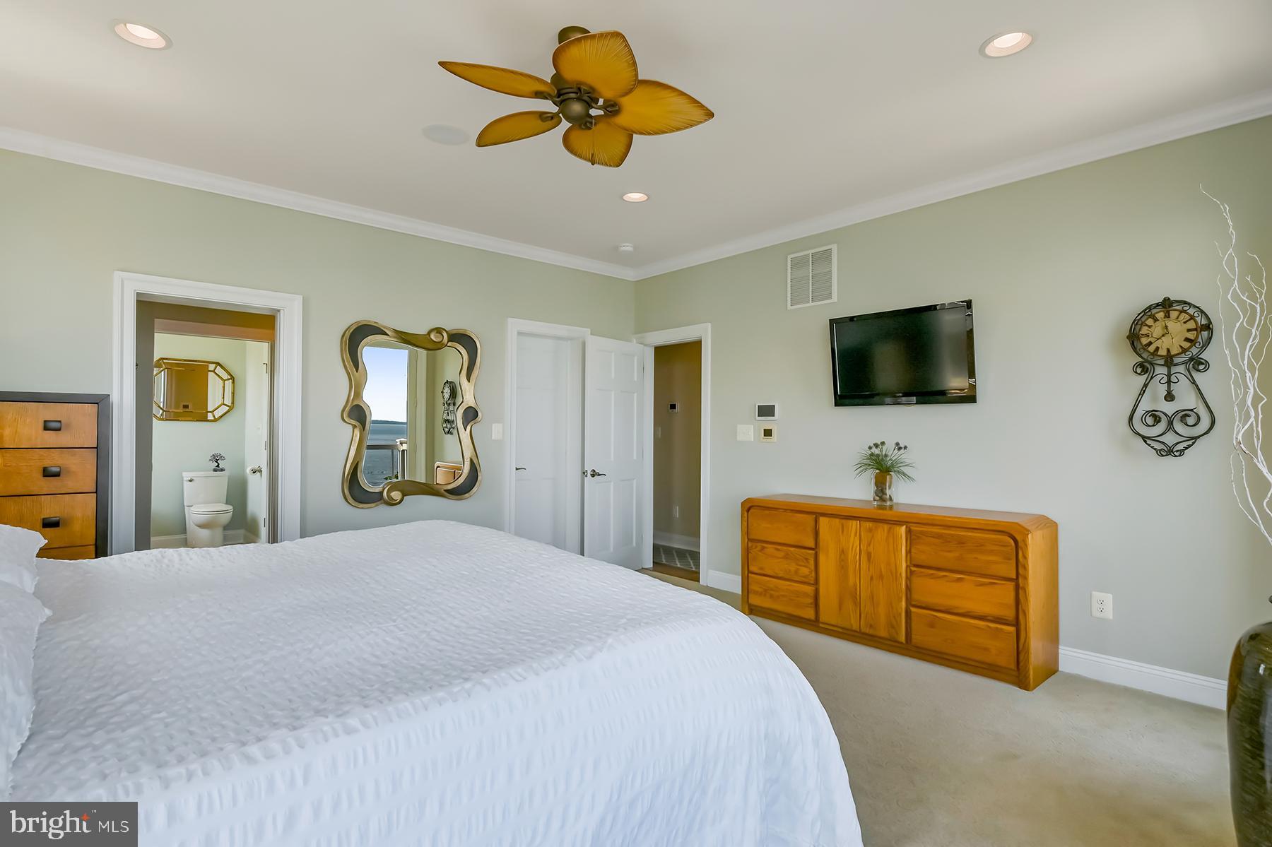 PARADISE BEACH - Residential