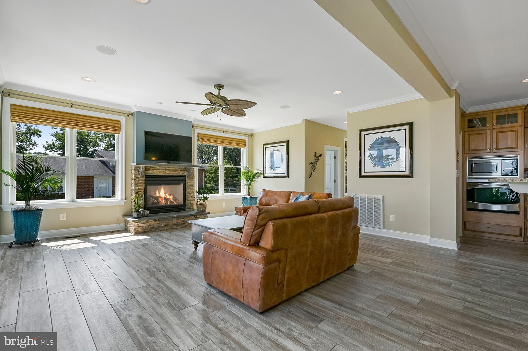 PARADISE BEACH - Residential