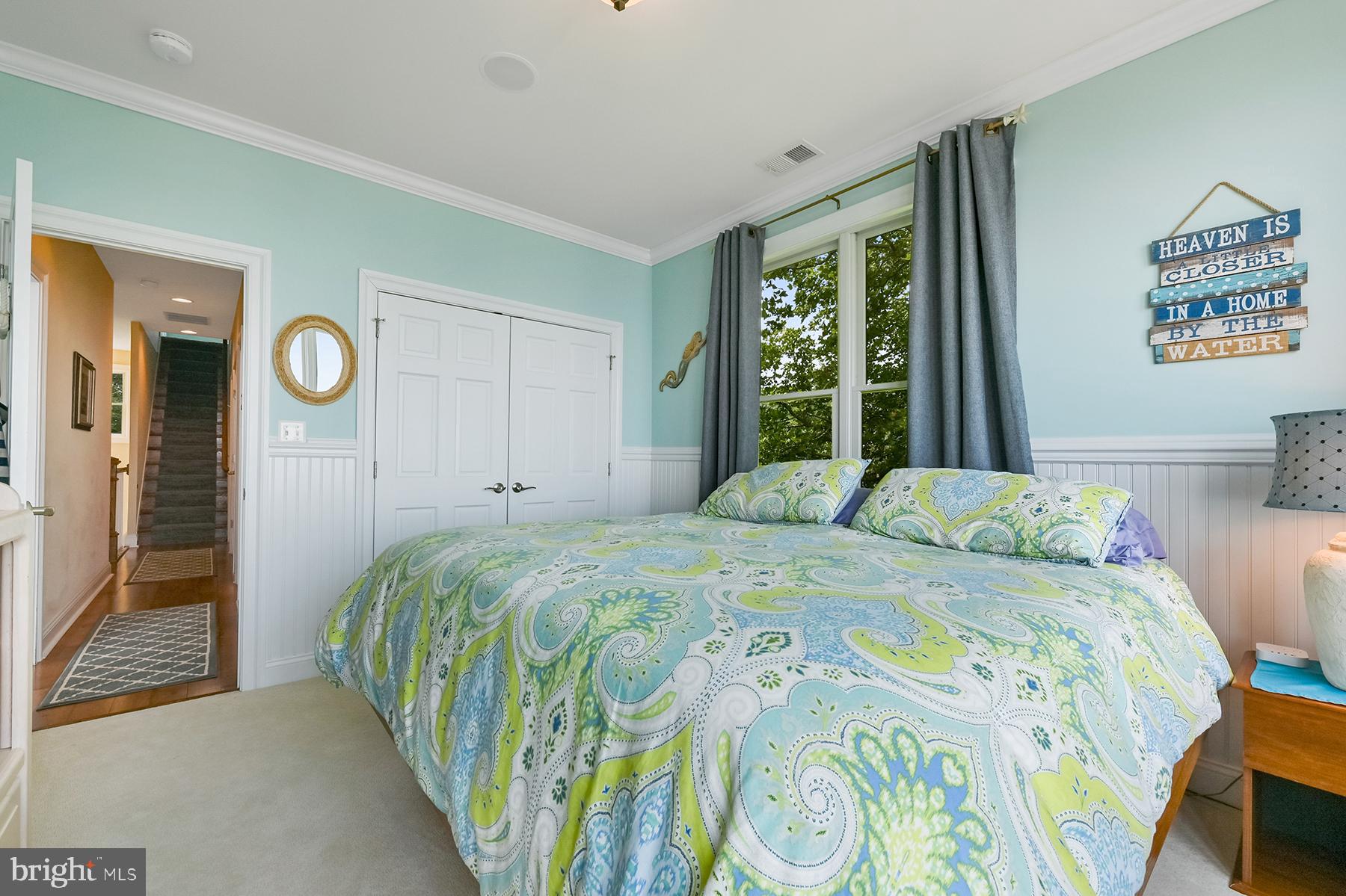 PARADISE BEACH - Residential