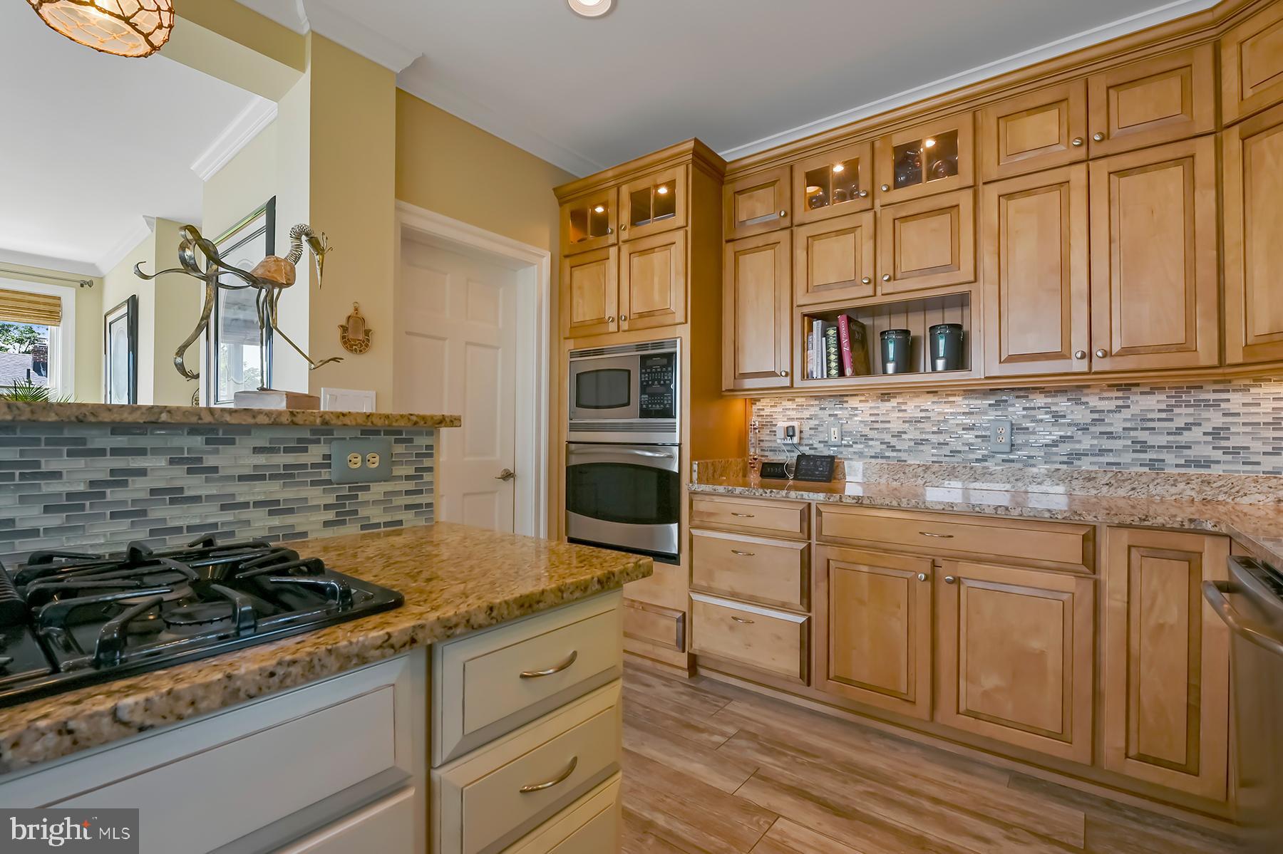 PARADISE BEACH - Residential