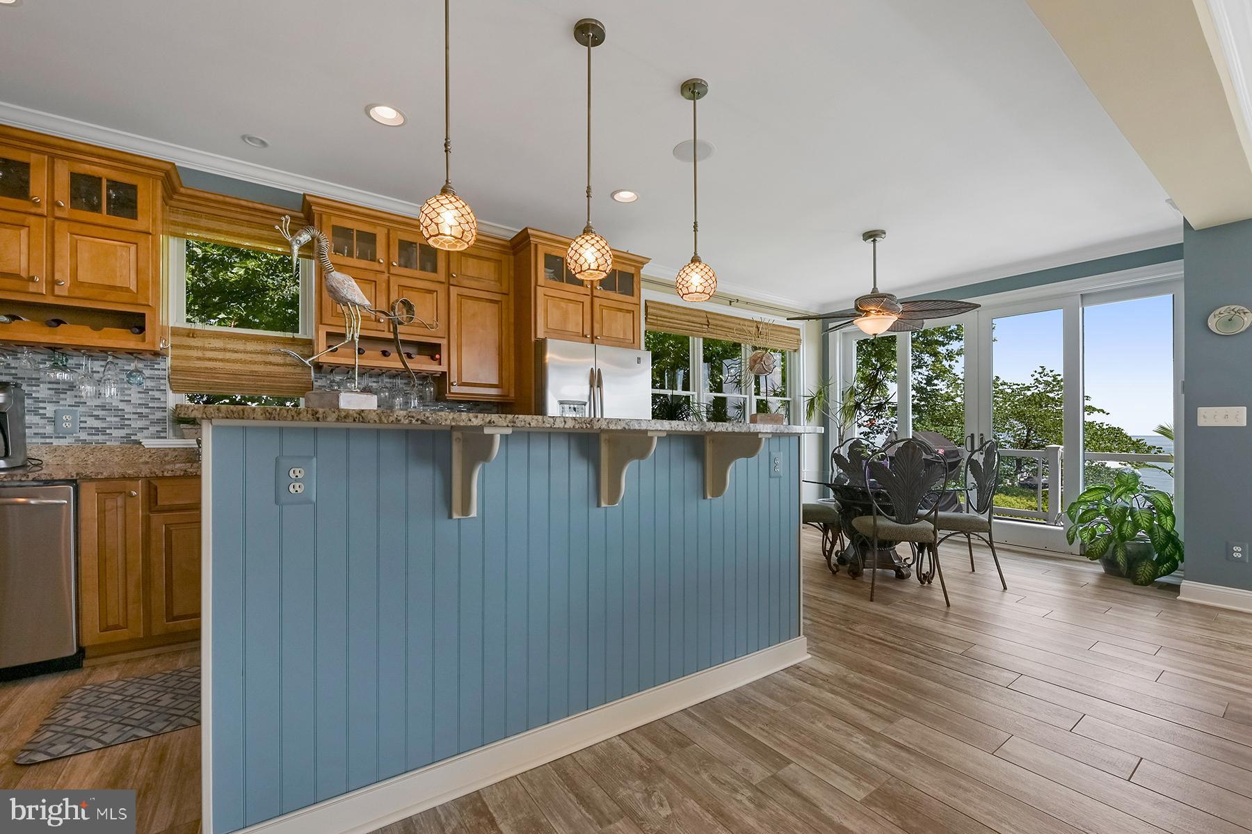 PARADISE BEACH - Residential