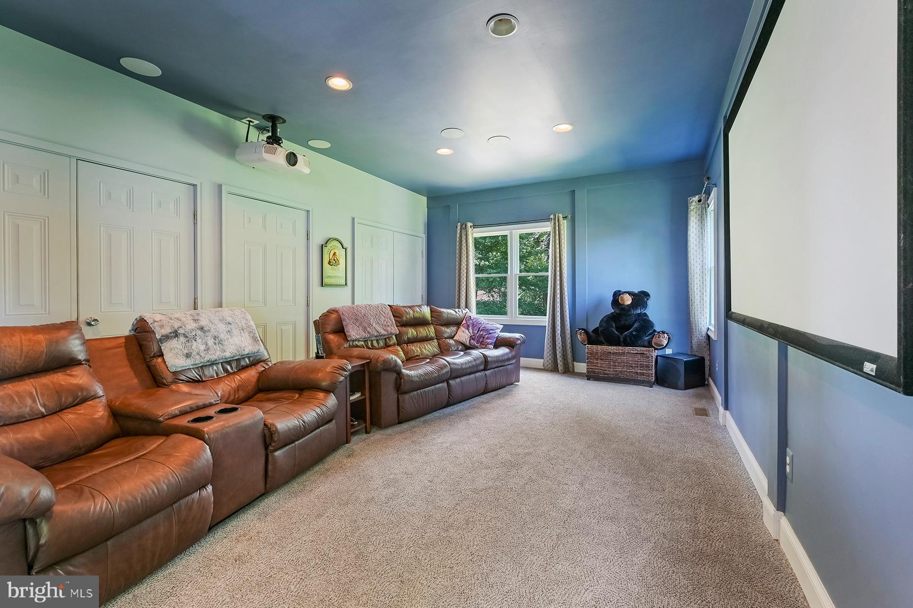 PARADISE BEACH - Residential