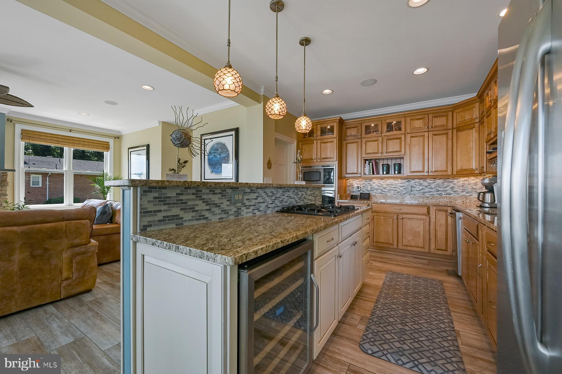 PARADISE BEACH - Residential