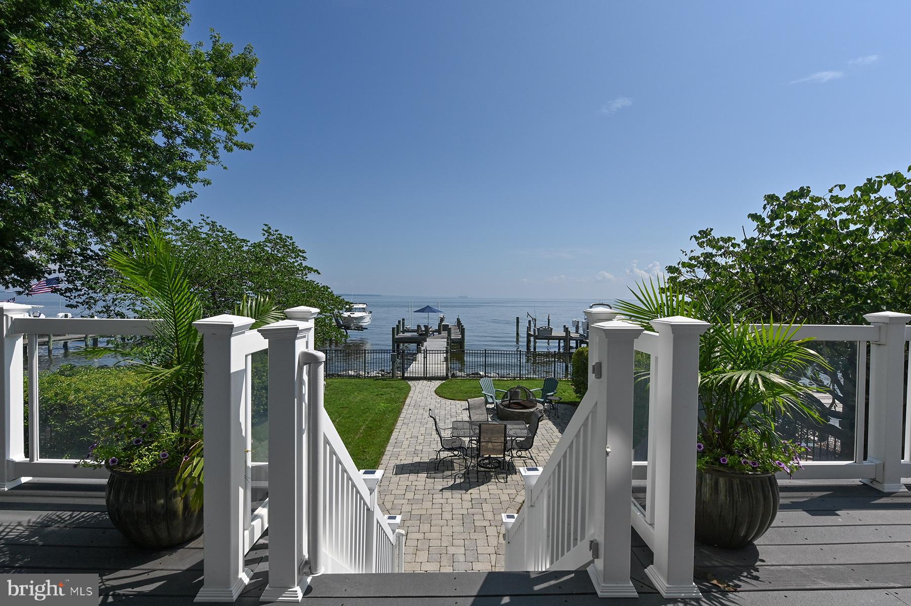 PARADISE BEACH - Residential