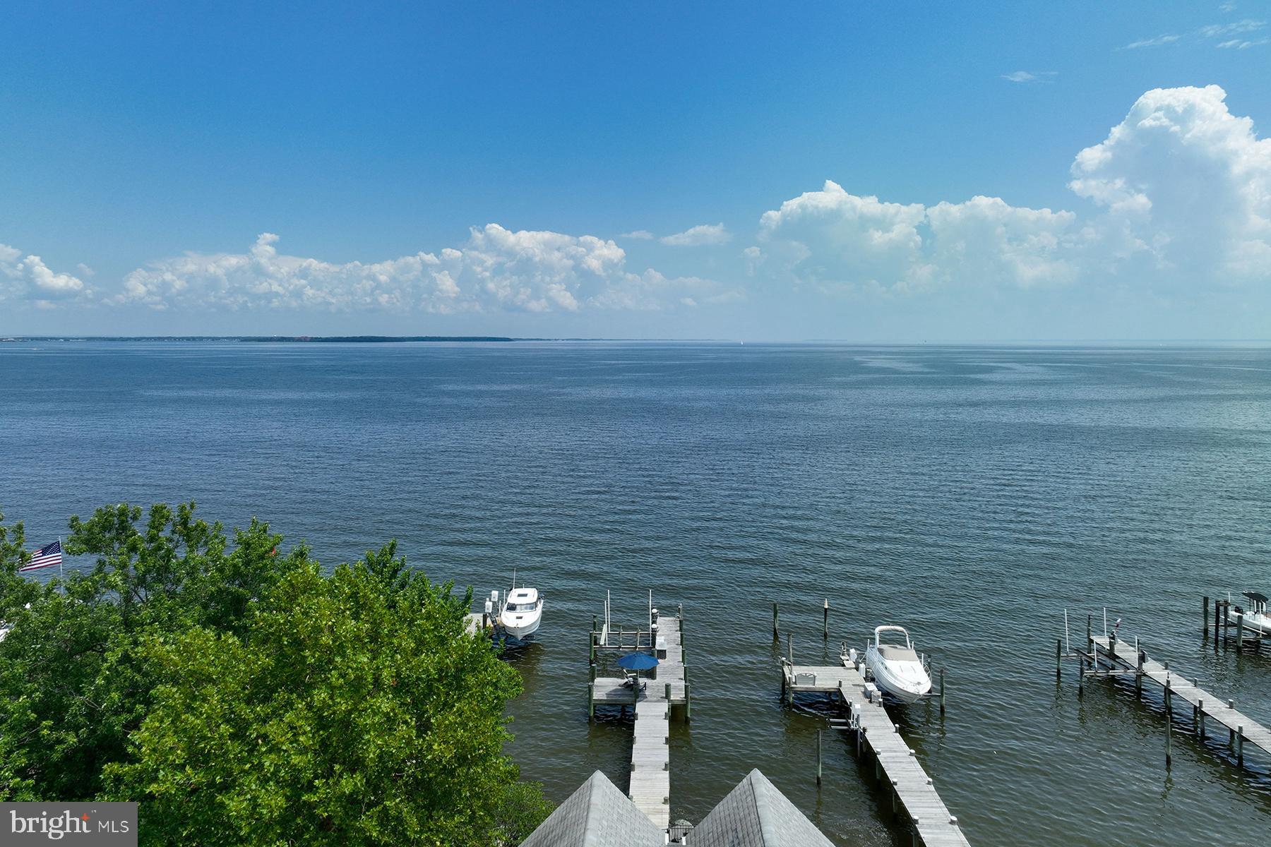 PARADISE BEACH - Residential