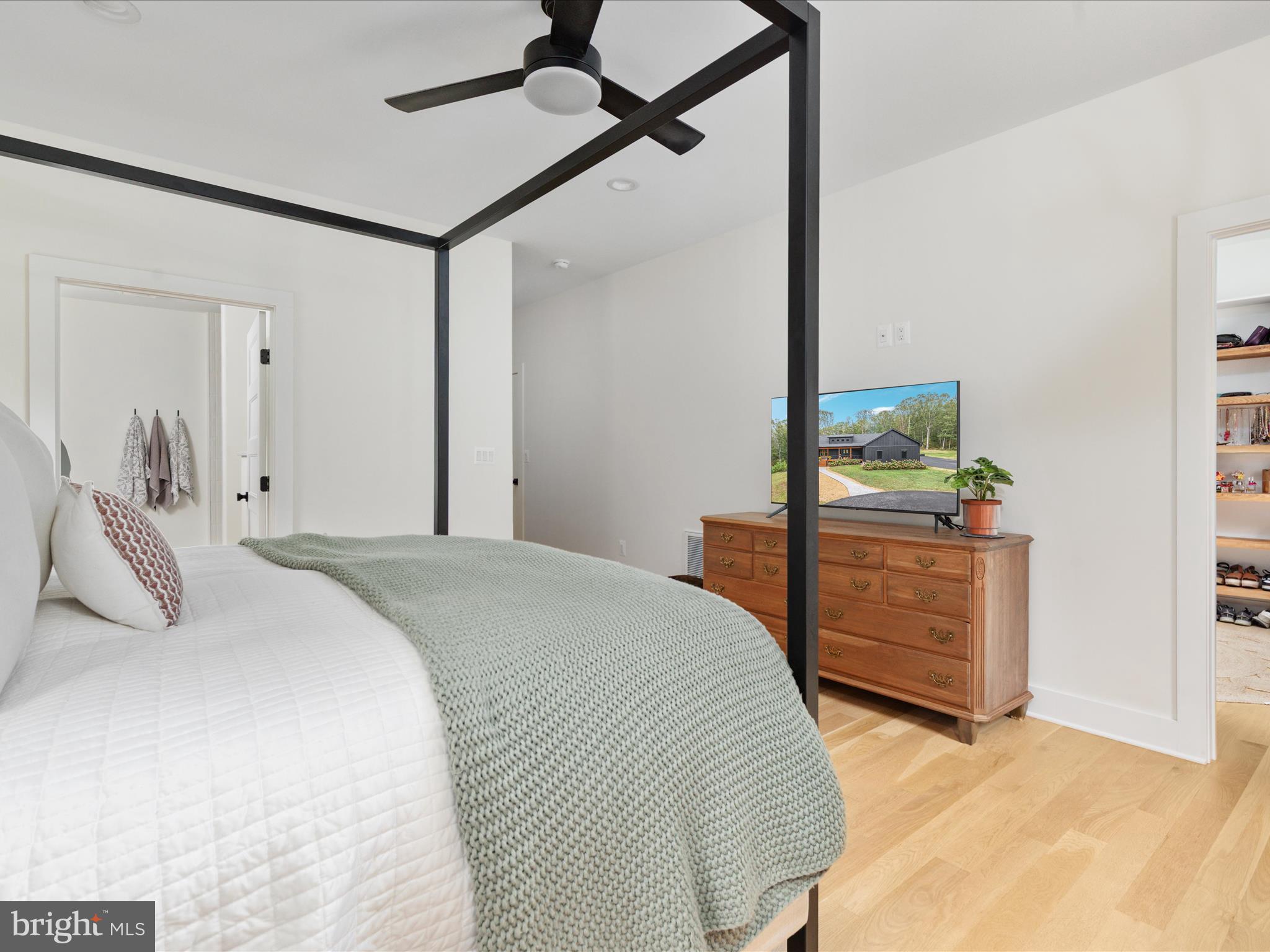 MOUNTAIN BROOK - Residential