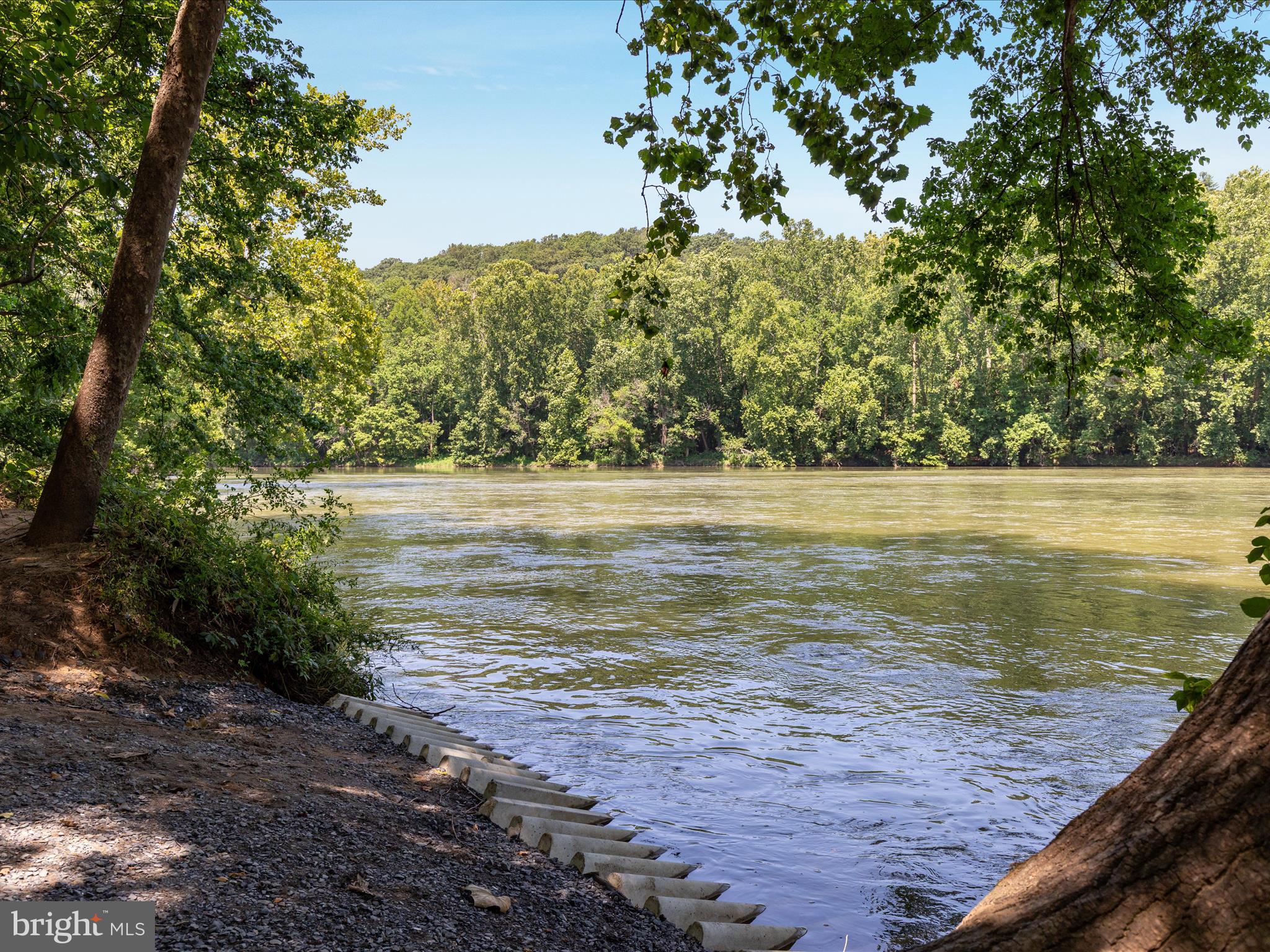 MOUNTAIN BROOK - Residential
