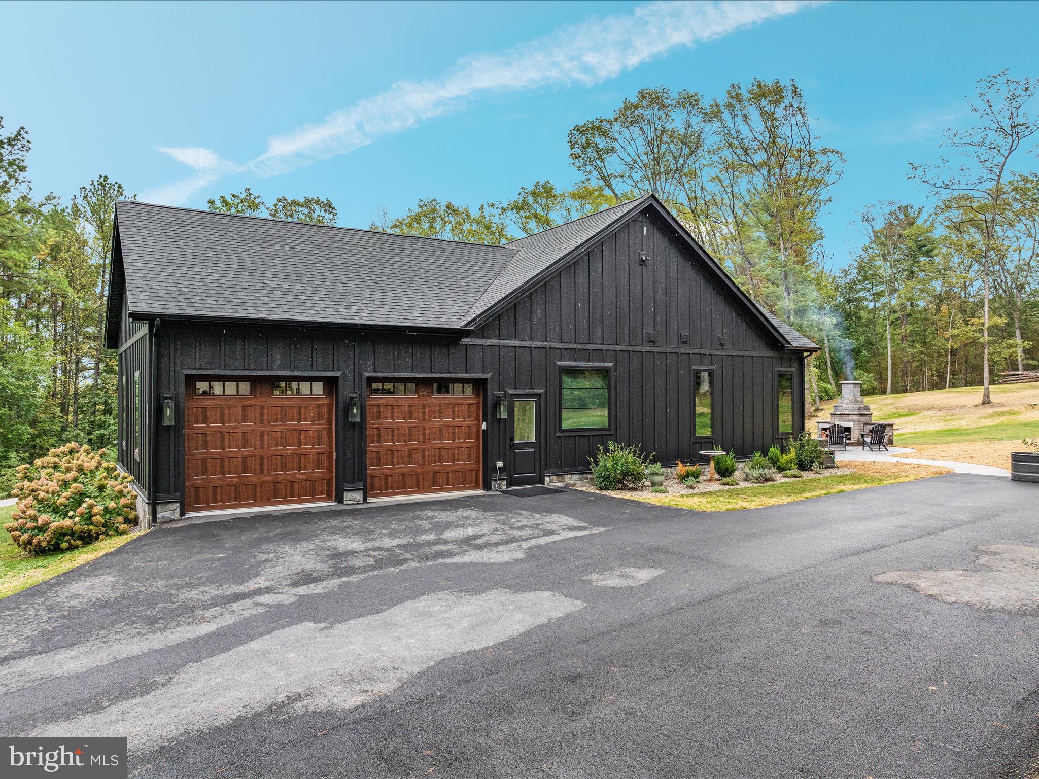 MOUNTAIN BROOK - Residential