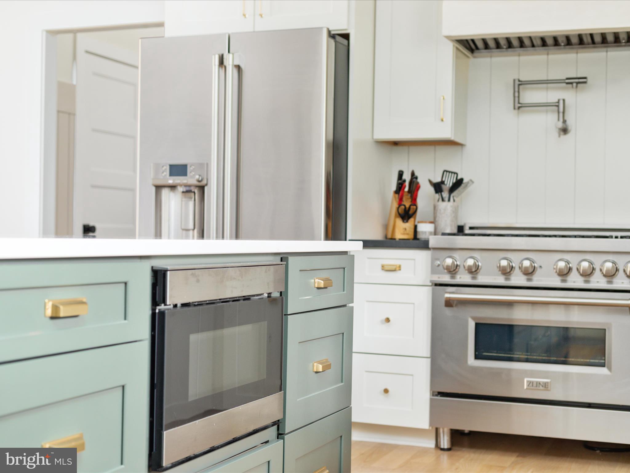 MOUNTAIN BROOK - Residential