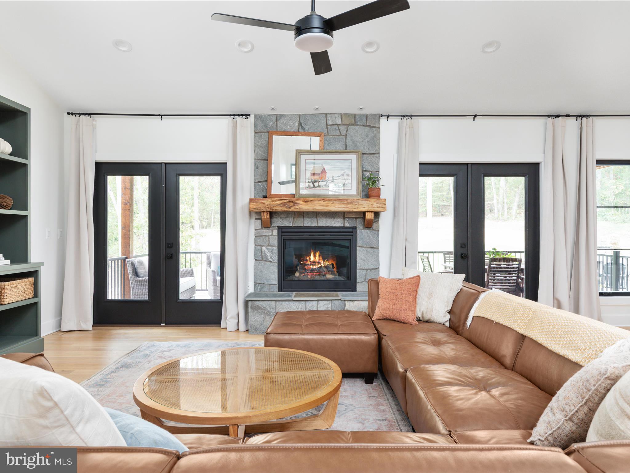 MOUNTAIN BROOK - Residential