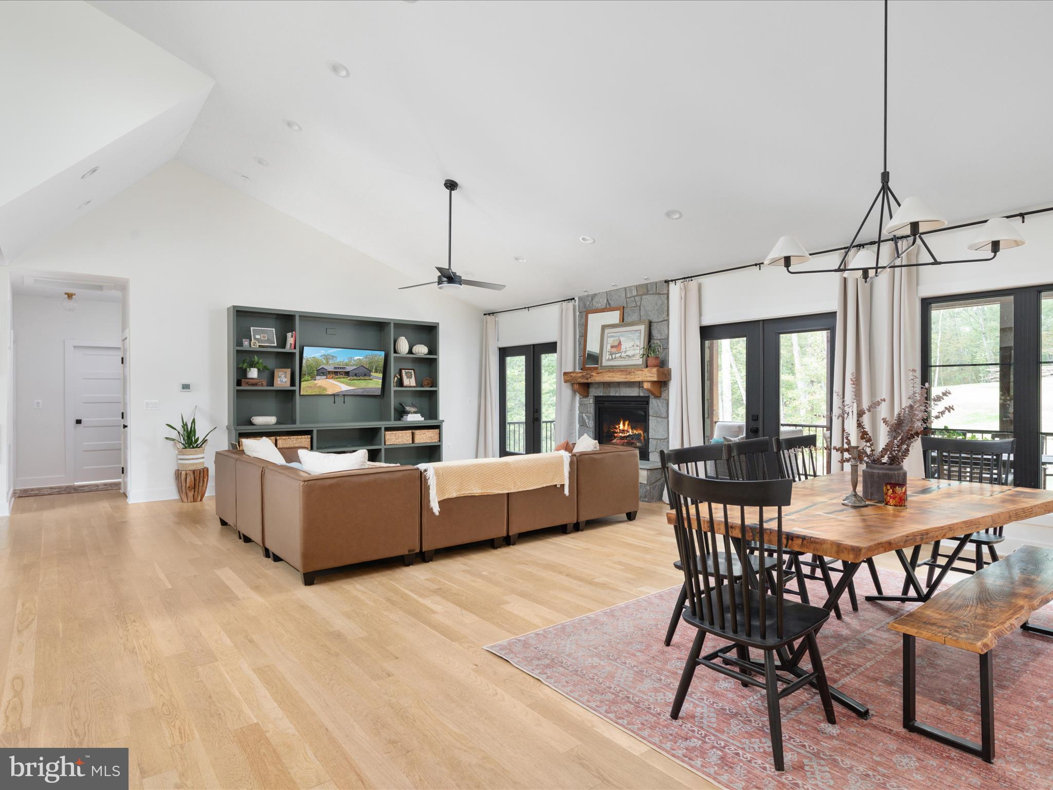 MOUNTAIN BROOK - Residential