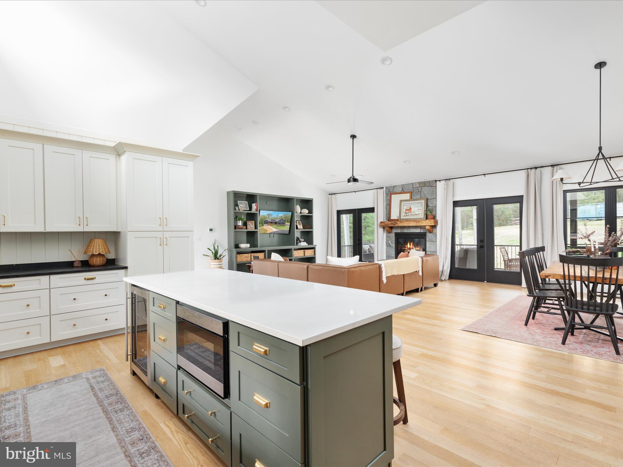 MOUNTAIN BROOK - Residential