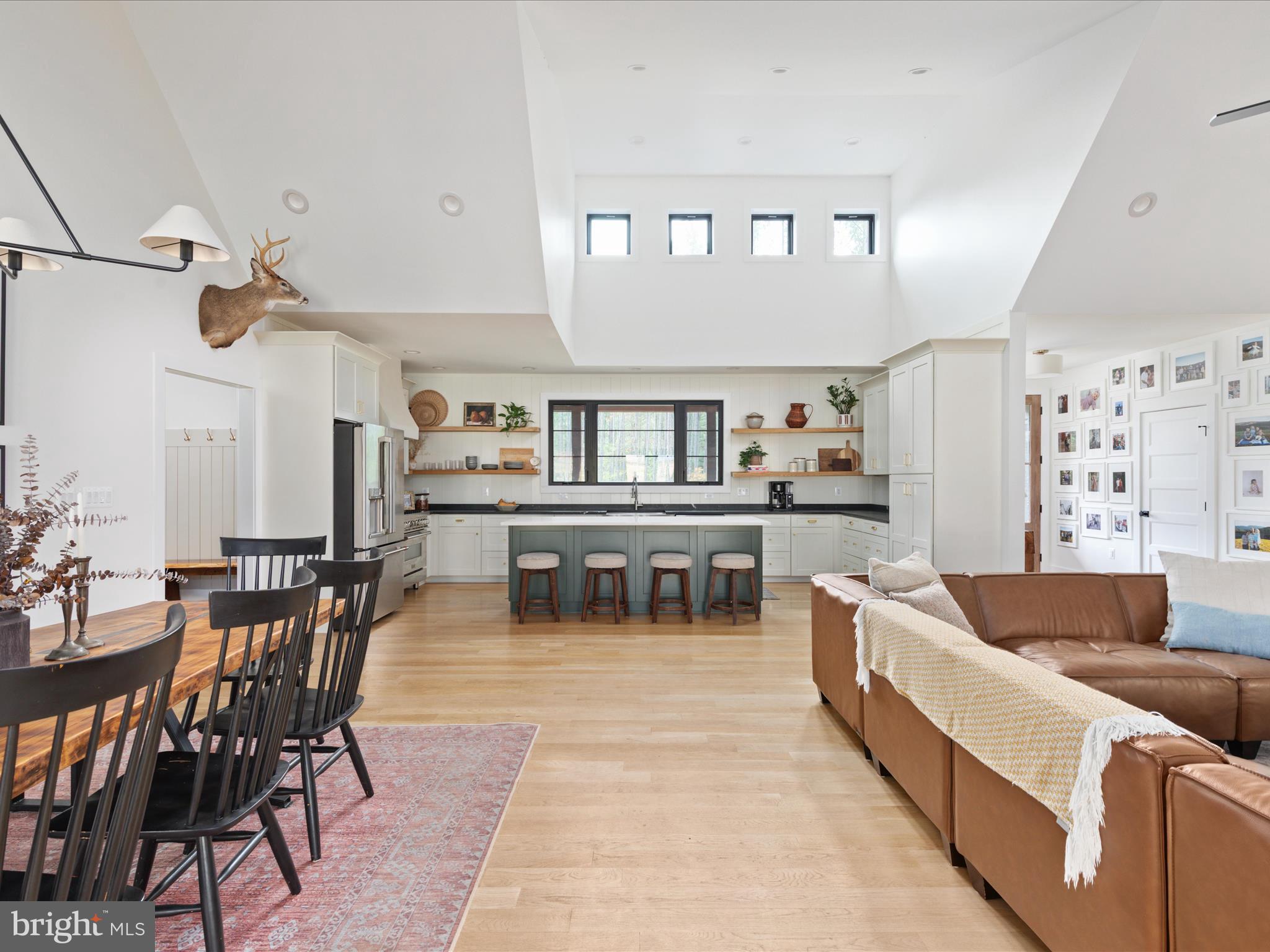 MOUNTAIN BROOK - Residential