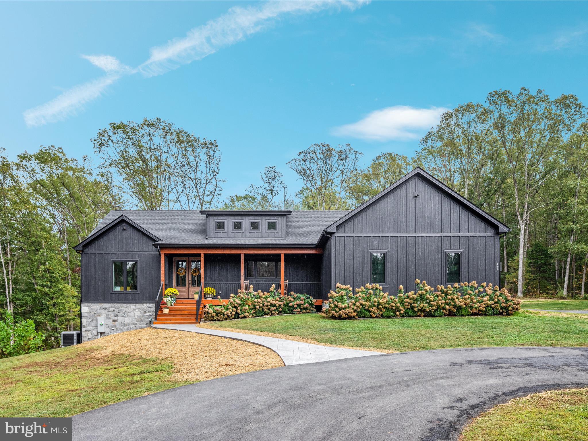 MOUNTAIN BROOK - Residential