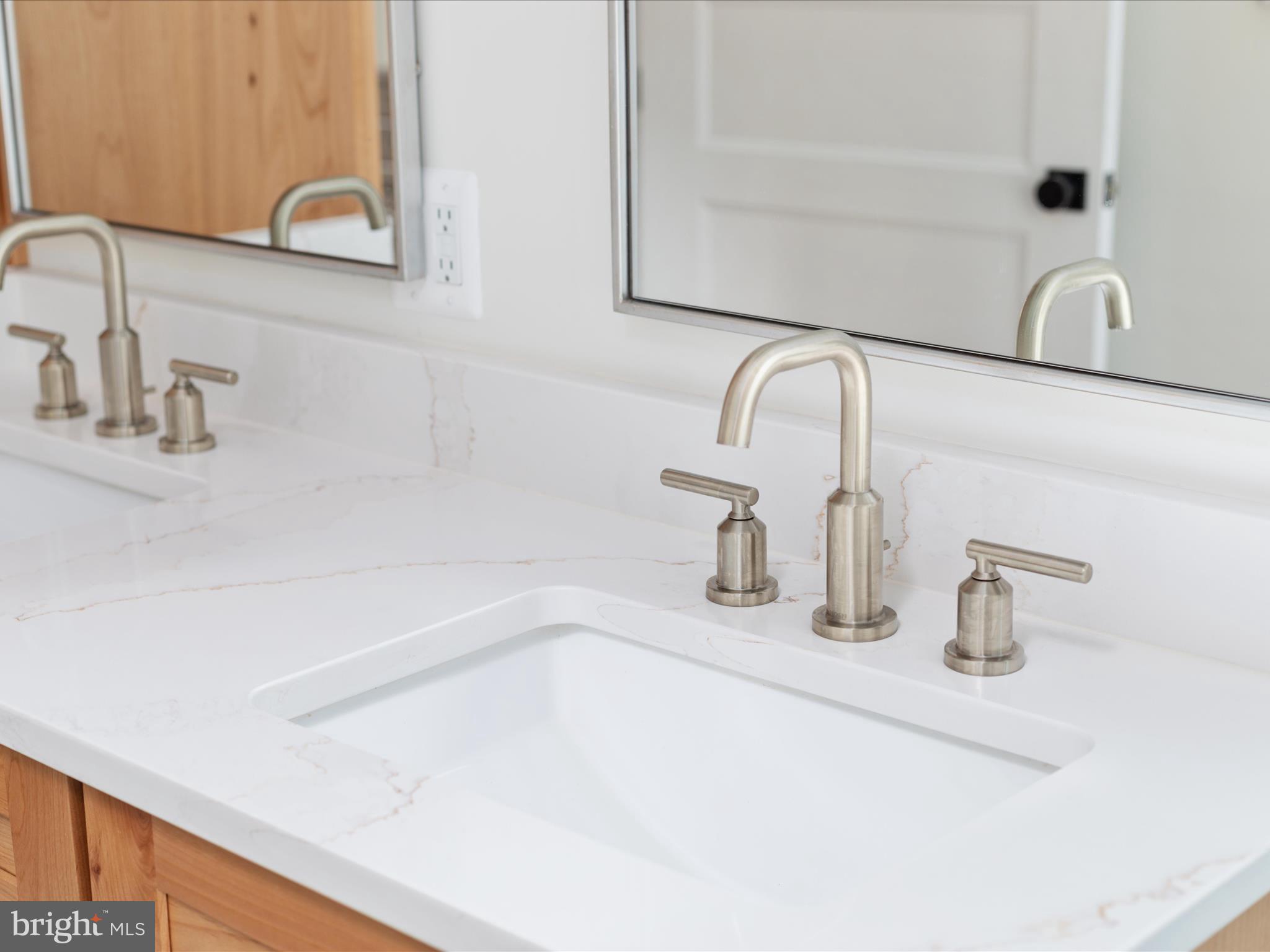 MOUNTAIN BROOK - Residential