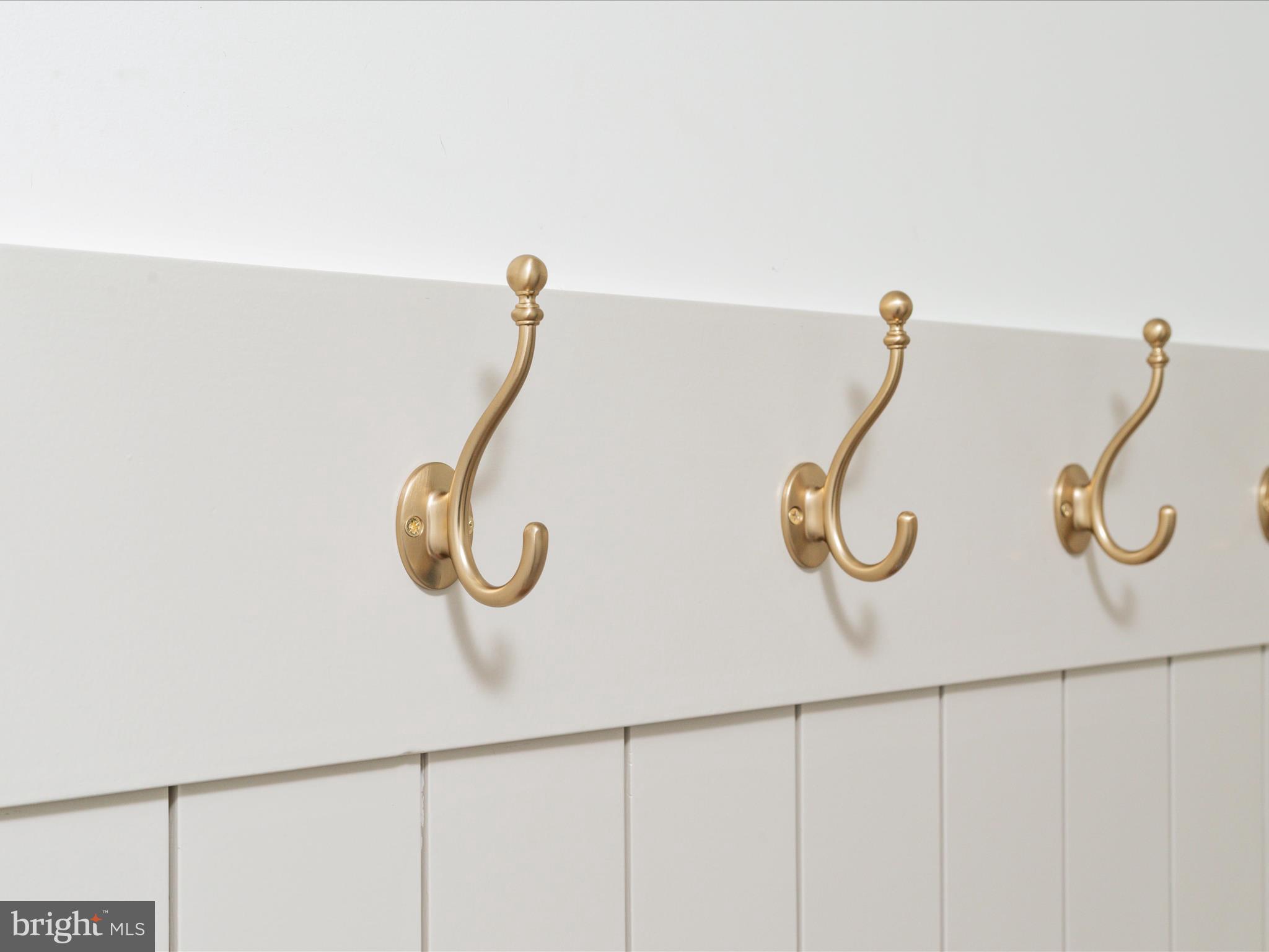 MOUNTAIN BROOK - Residential