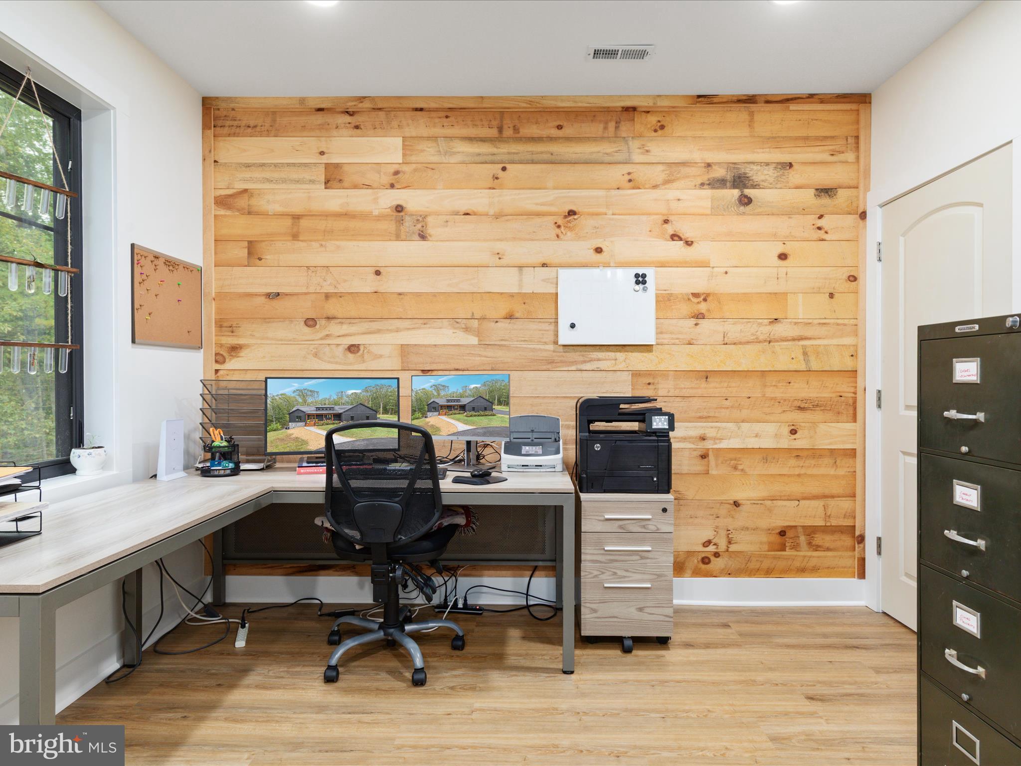 MOUNTAIN BROOK - Residential