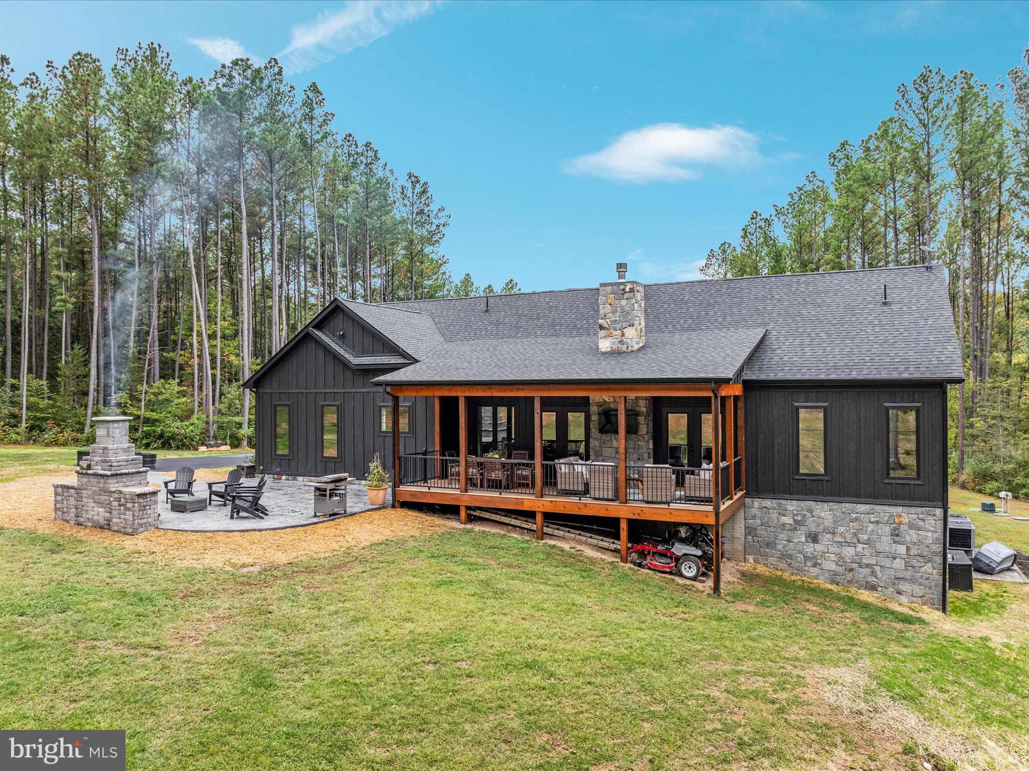 MOUNTAIN BROOK - Residential