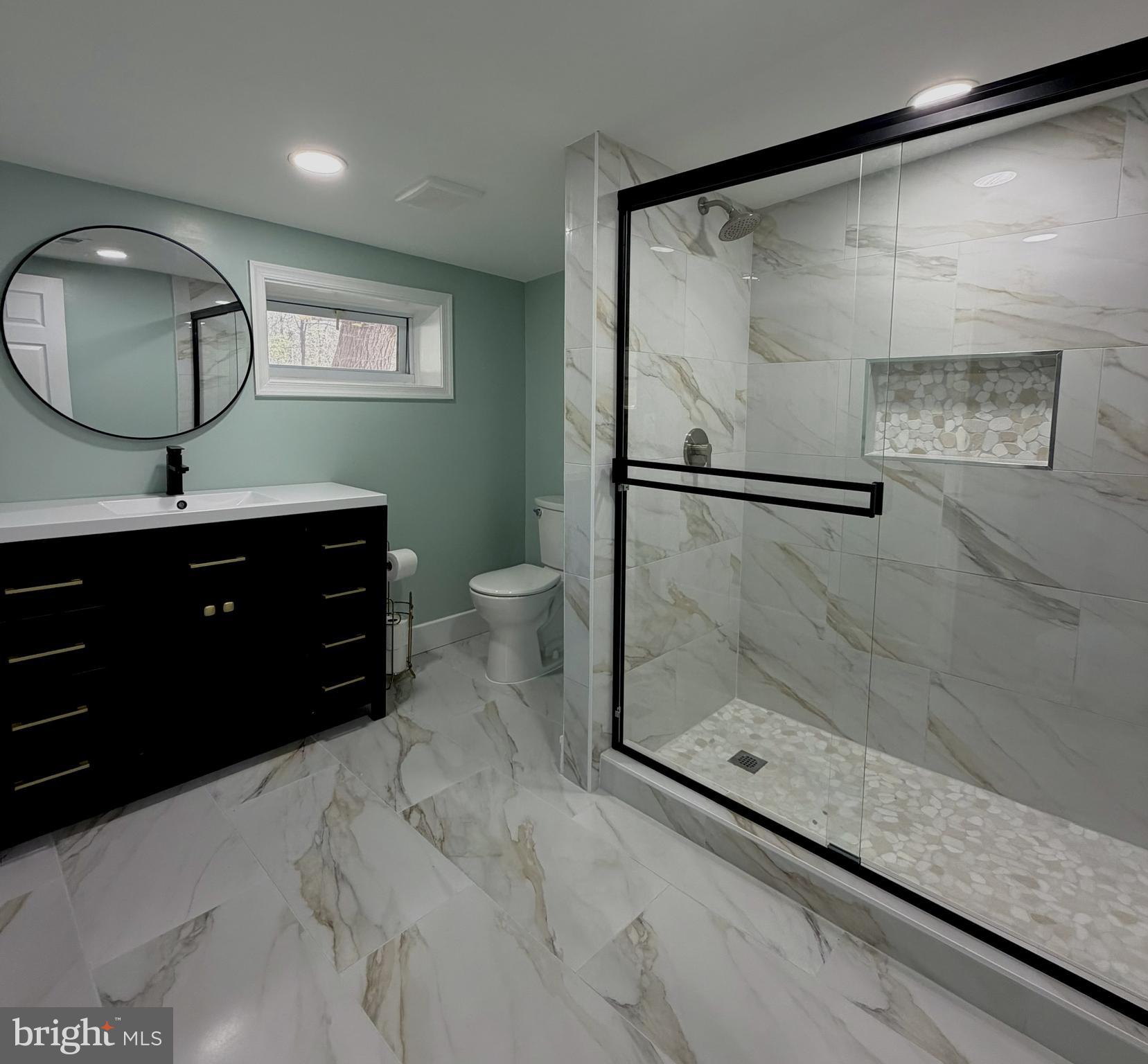 GUINEA - Residential