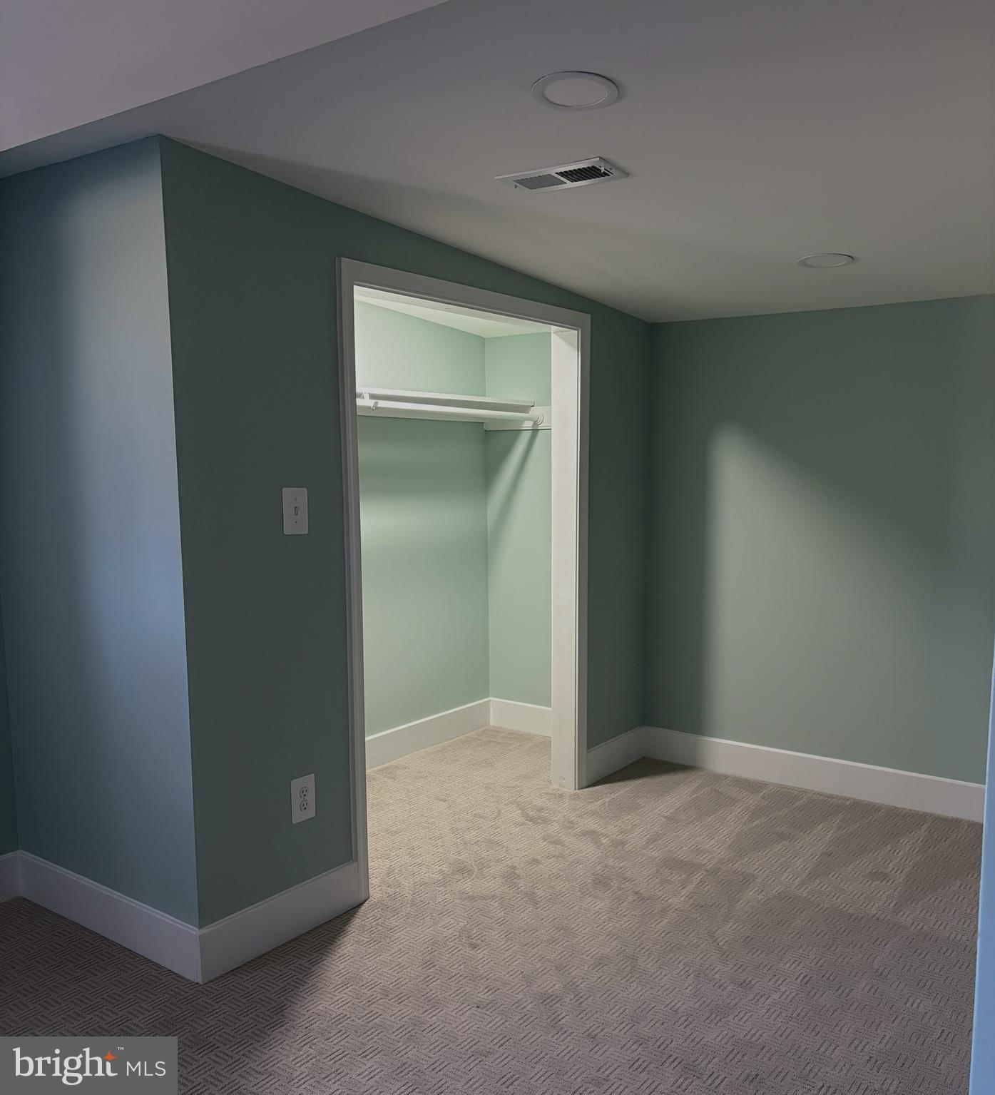 GUINEA - Residential