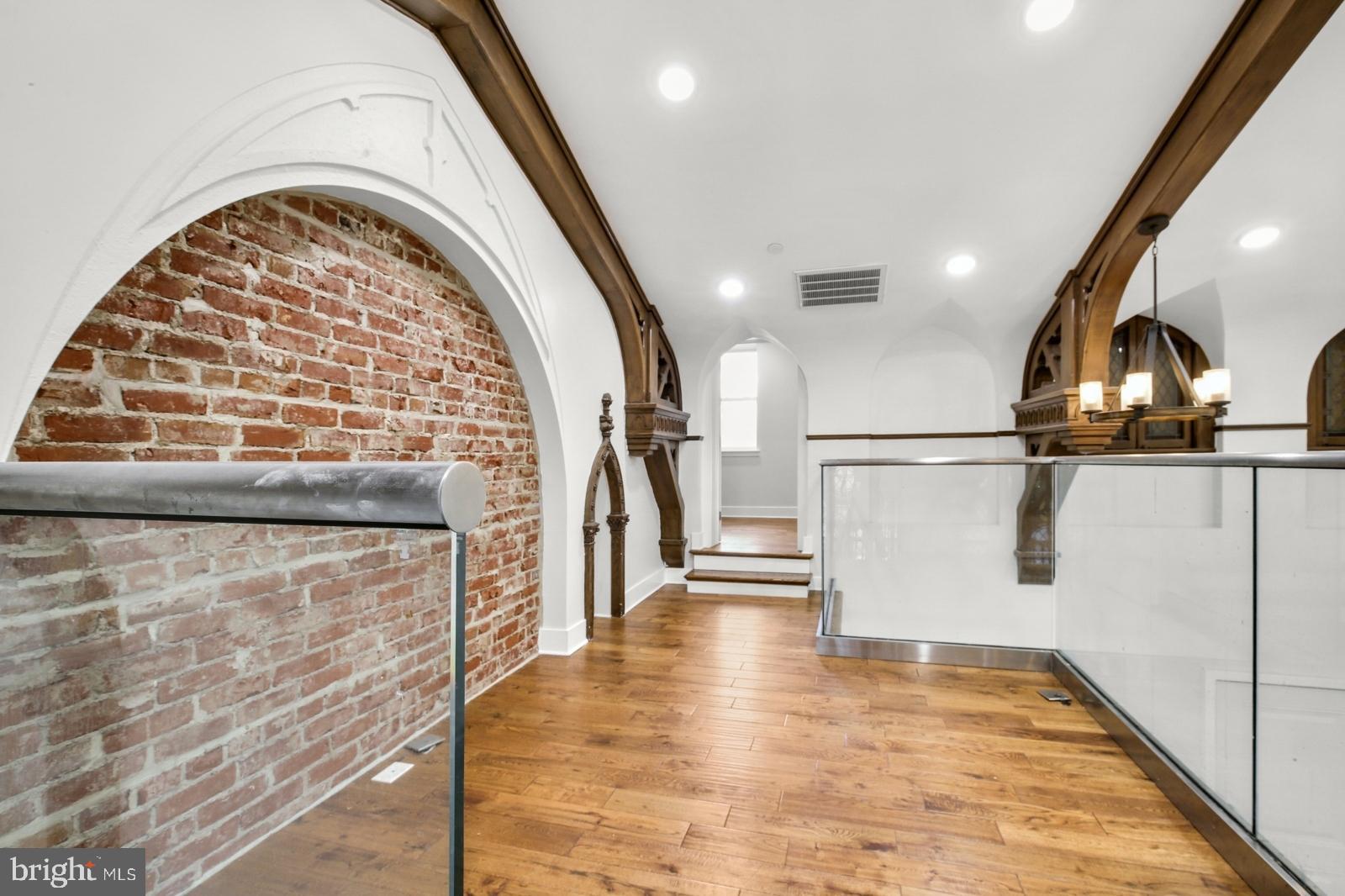 FISHTOWN - Residential Lease