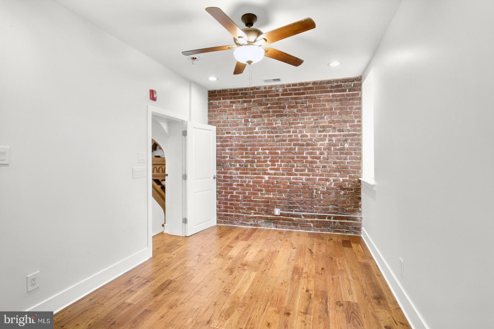 FISHTOWN - Residential Lease