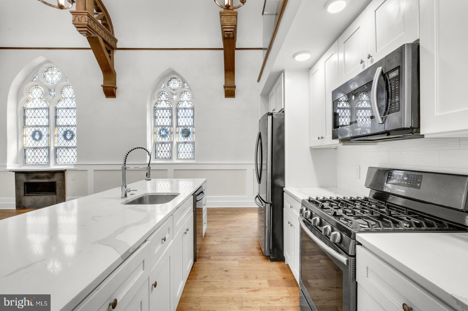 FISHTOWN - Residential Lease