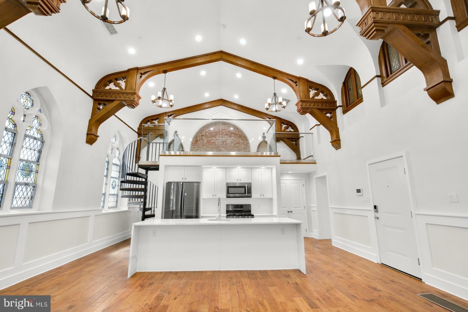 FISHTOWN - Residential Lease