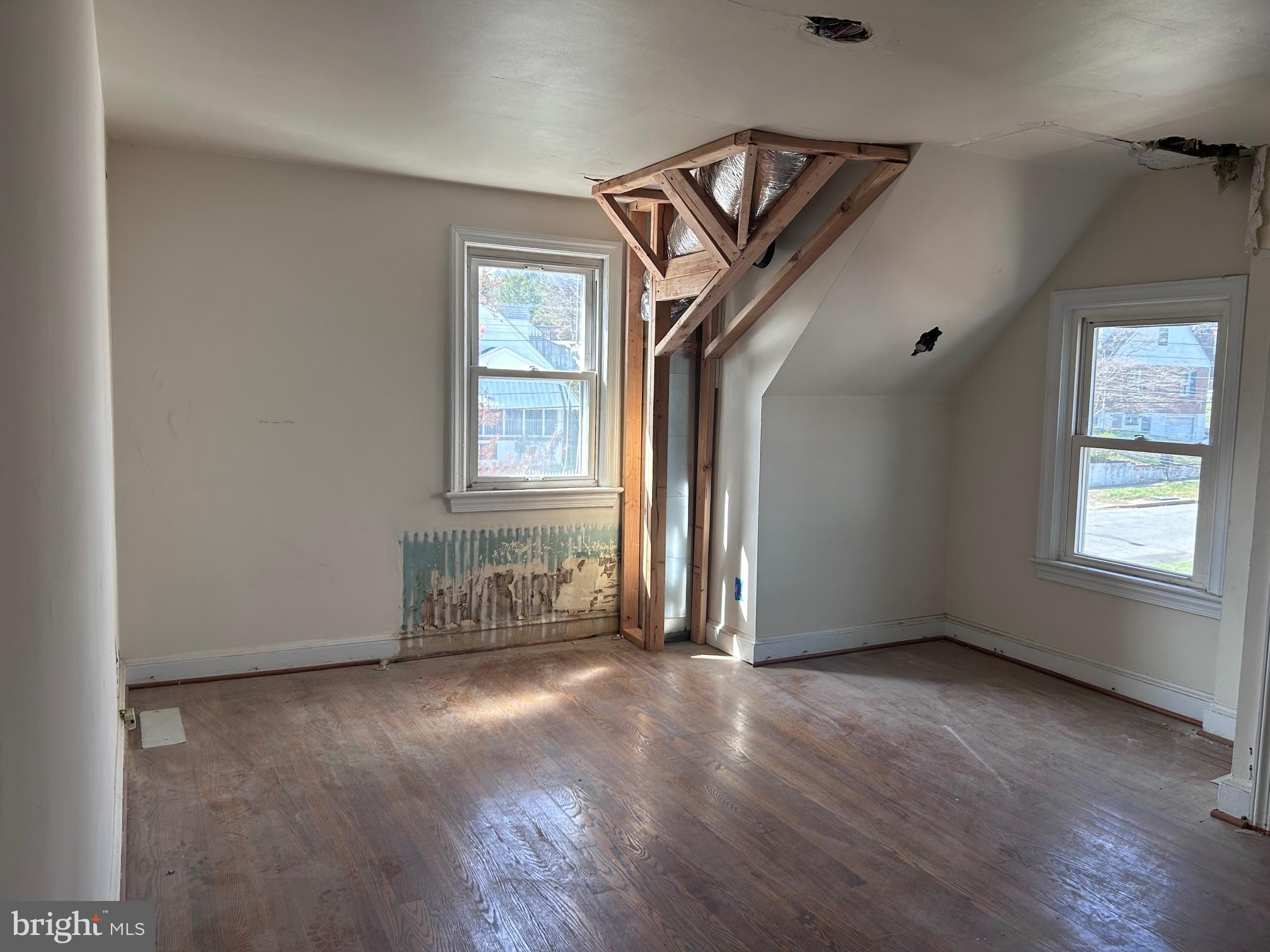 CORAL HILLS - Residential